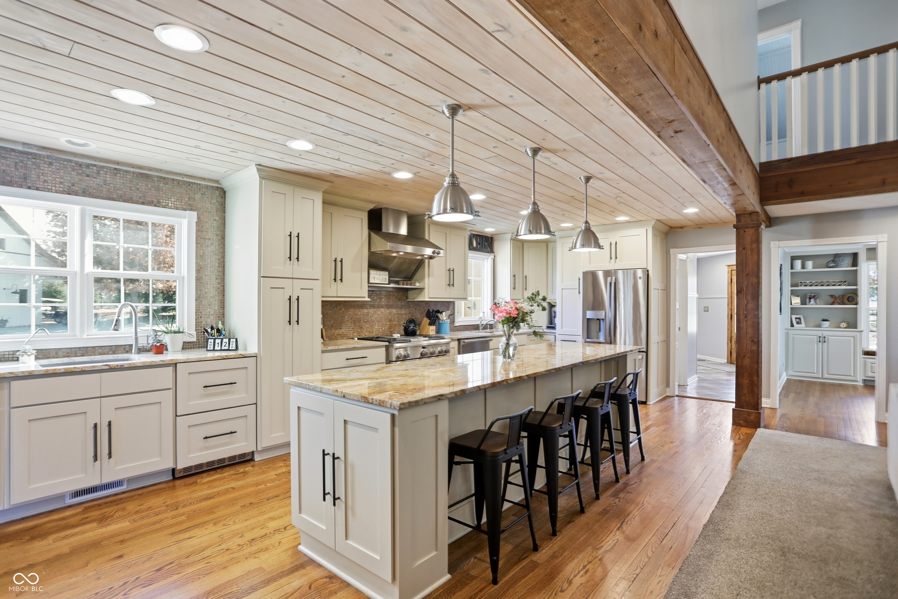 Bargersville, Indiana, 46106, United States, 5 Bedrooms Bedrooms, ,6 BathroomsBathrooms,Residential,For Sale,1992401