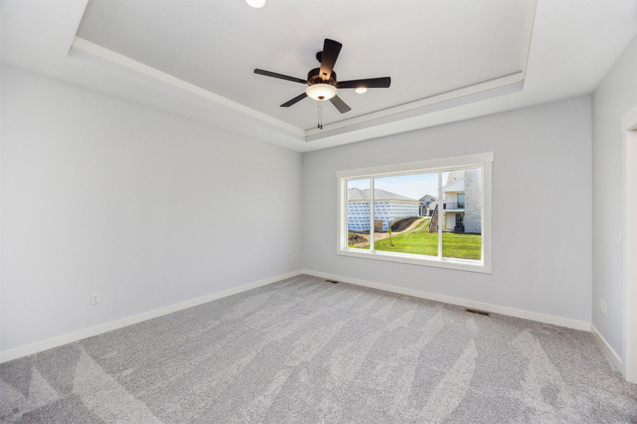 Clive, Iowa, 50325, United States, 4 Bedrooms Bedrooms, ,3 BathroomsBathrooms,Residential,For Sale,1927799