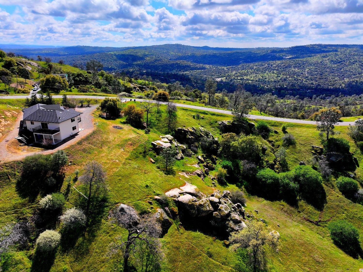 Coarsegold, California, 93614, United States, 3 Bedrooms Bedrooms, ,3 BathroomsBathrooms,Residential,For Sale,1927842