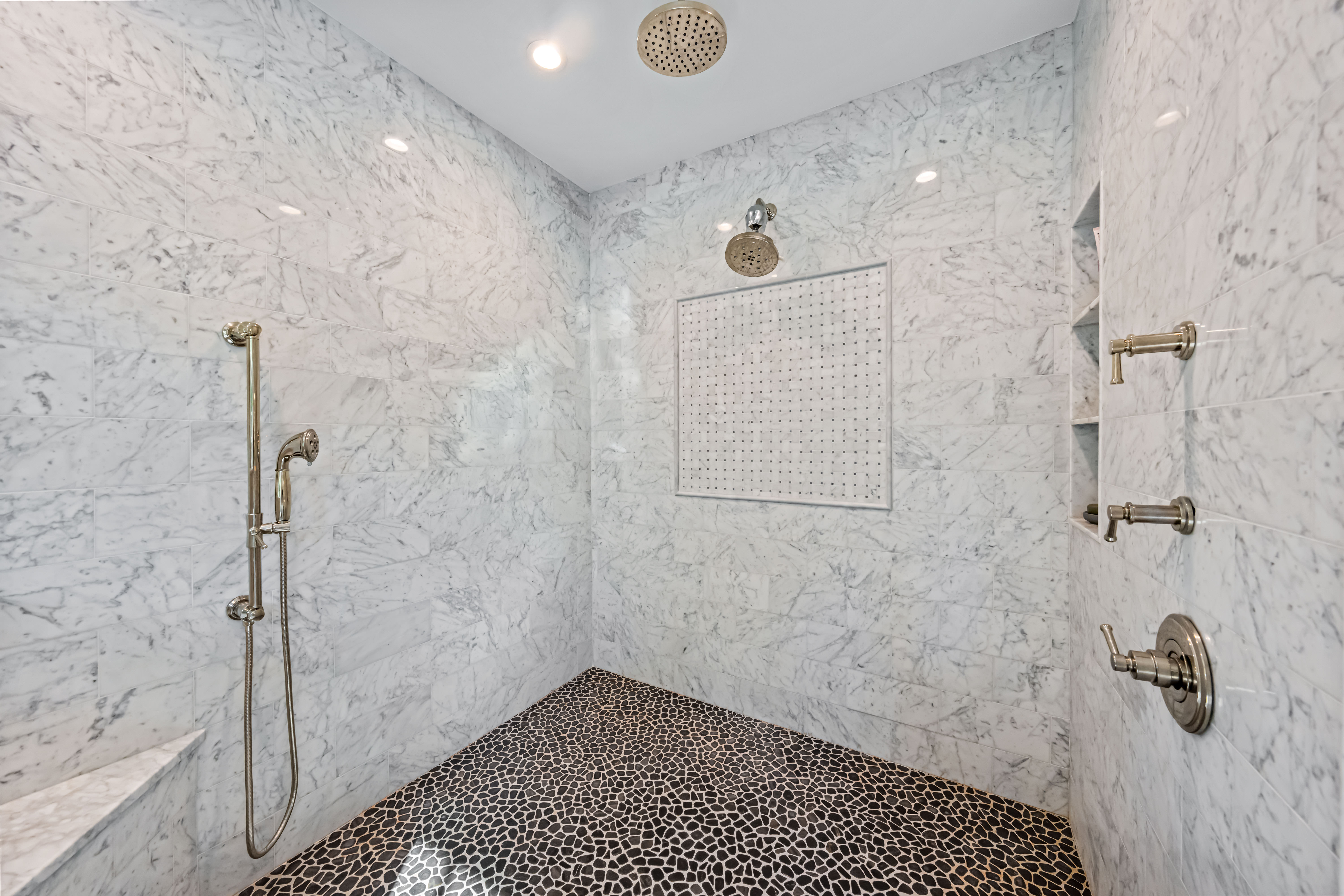  4113 & 4105 Hollow Road, Phoenixville, PA 19460 - 物件實景