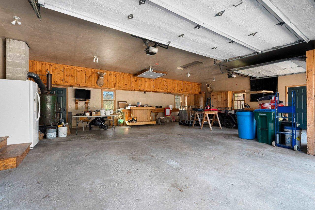 CRIVITZ, Wisconsin, 54129, United States, 4 Bedrooms Bedrooms, ,3 BathroomsBathrooms,Residential,For Sale,1792767