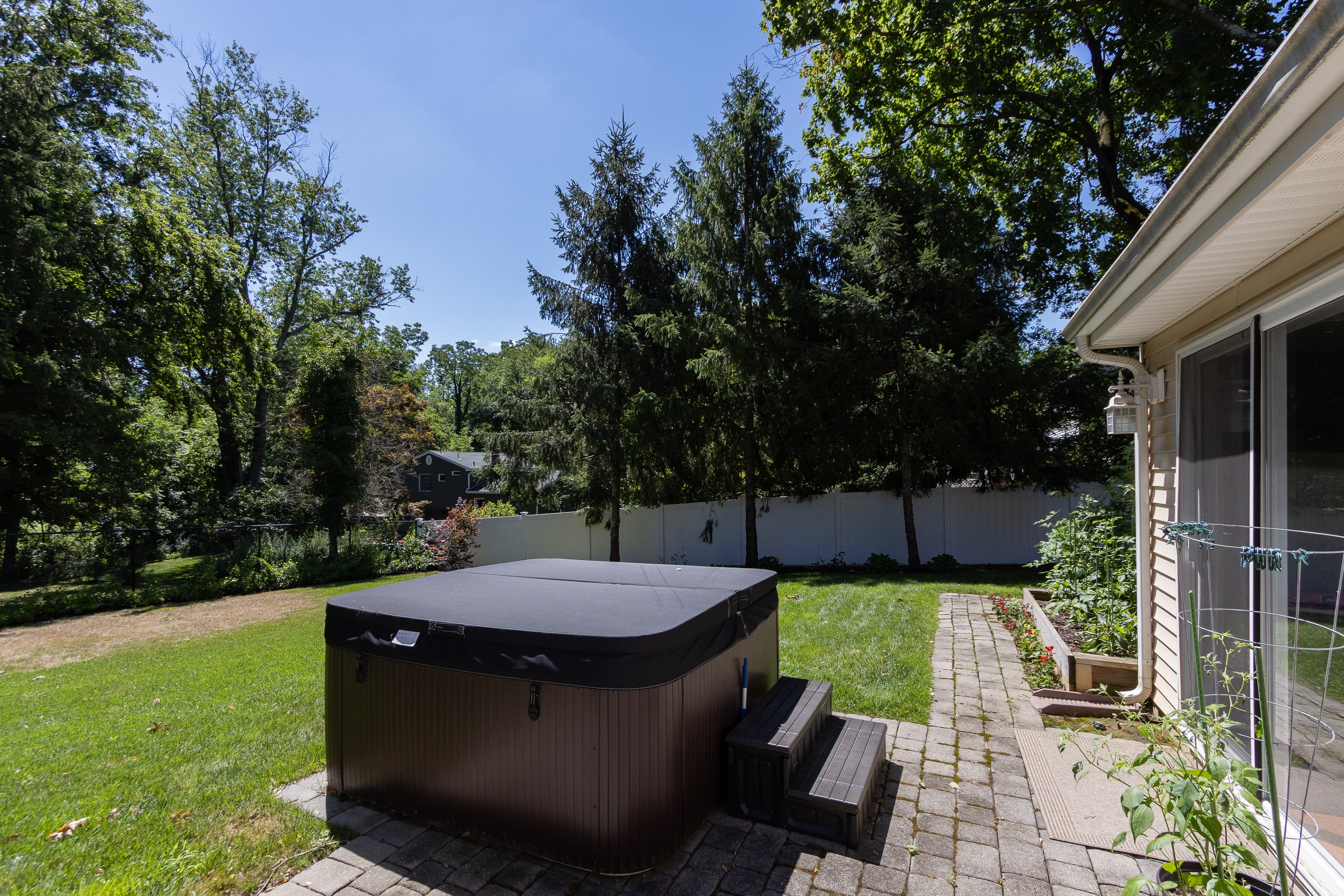  Lovingly maintained home in desirable Middletown neighborhood - 物件實景