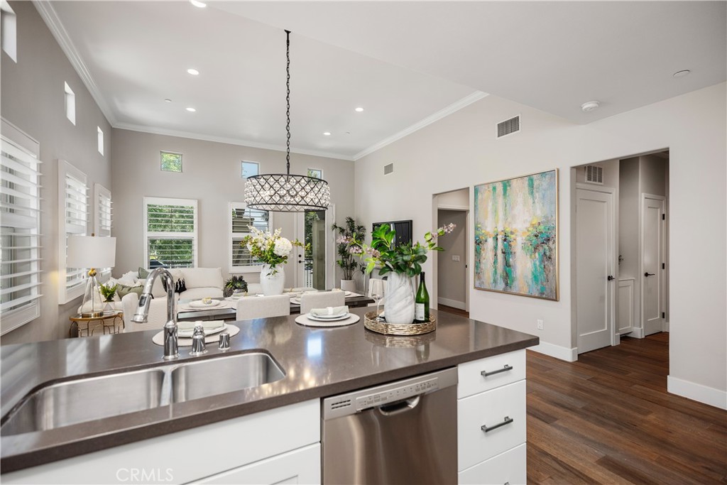 Irvine, California, 92620, United States, 2 Bedrooms Bedrooms, ,2 BathroomsBathrooms,Residential,For Sale,1906932