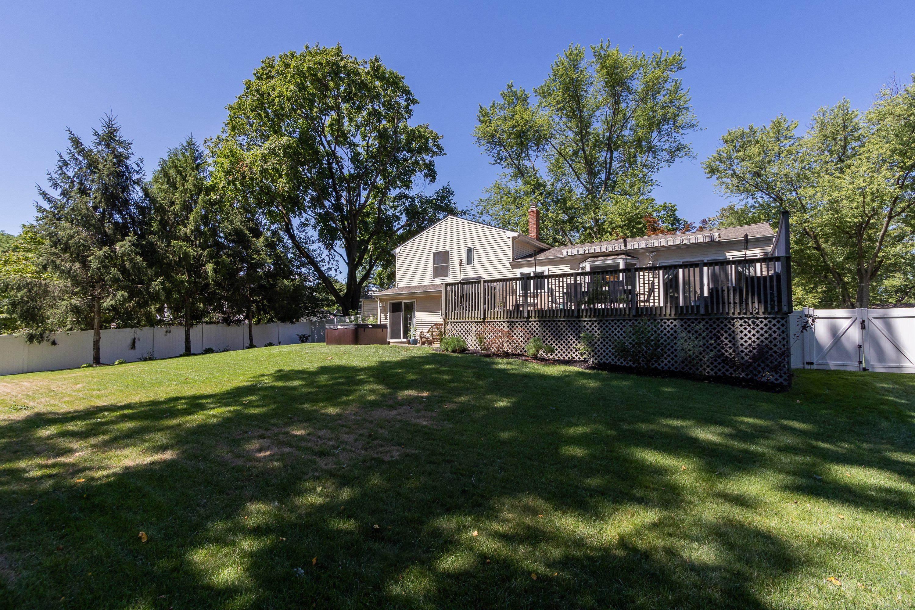  Lovingly maintained home in desirable Middletown neighborhood - 物件實景