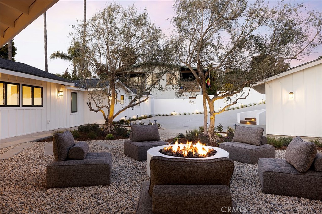 San Clemente, California, 92672, United States, 4 Bedrooms Bedrooms, ,4 BathroomsBathrooms,Residential,For Sale,1992907