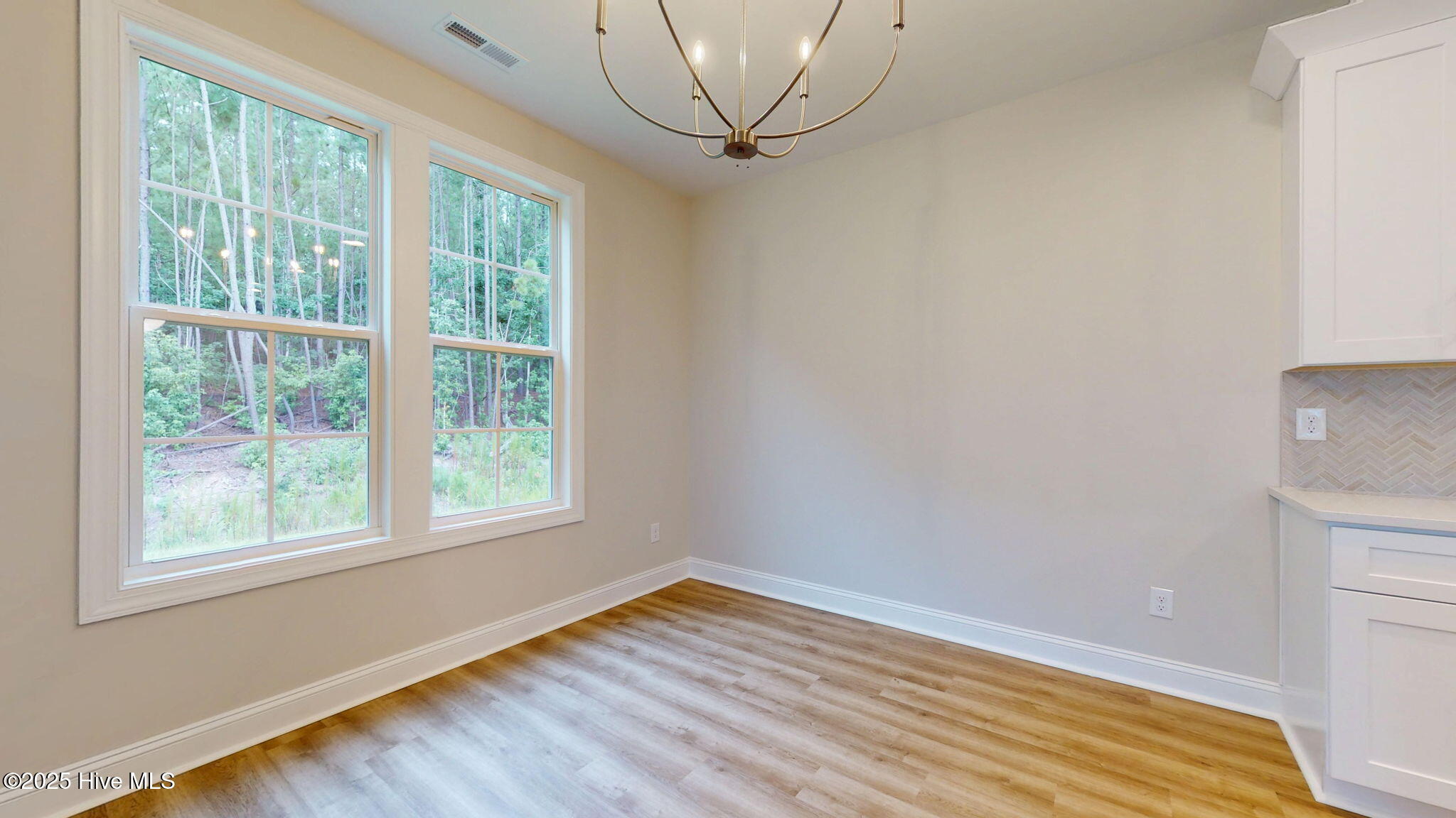 New Bern, North Carolina, 28562, United States, 4 Bedrooms Bedrooms, ,4 BathroomsBathrooms,Residential,For Sale,1768521