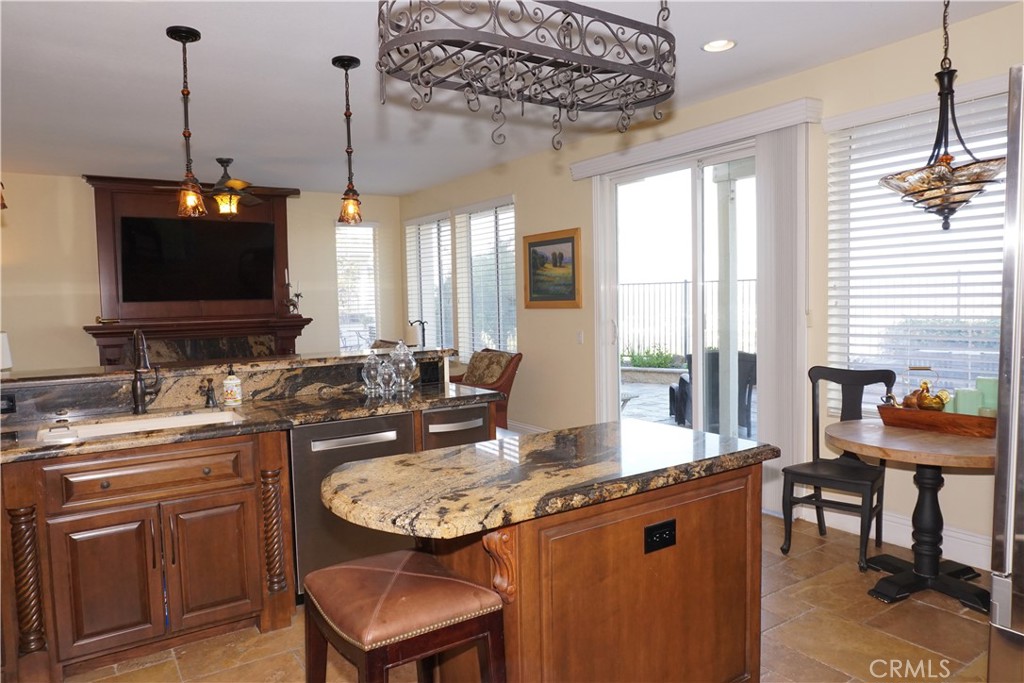 Lake Elsinore, California, 92532, United States, 4 Bedrooms Bedrooms, ,3 BathroomsBathrooms,Residential,For Sale,1988031