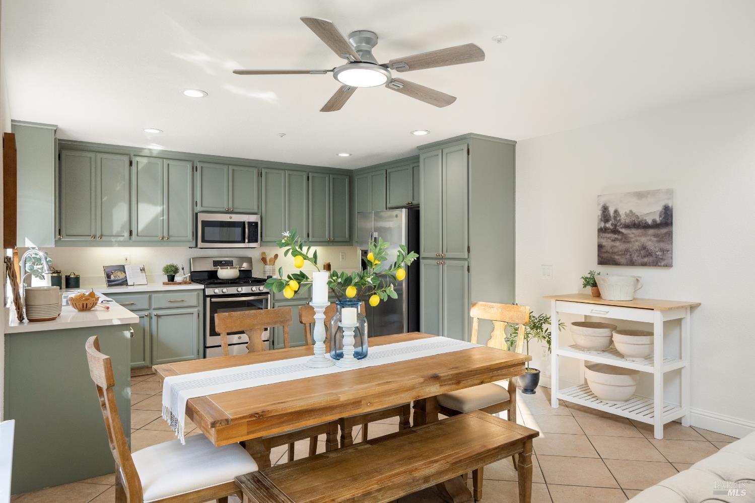 Napa, California, 94558, United States, 3 Bedrooms Bedrooms, ,3 BathroomsBathrooms,Residential,For Sale,1988088