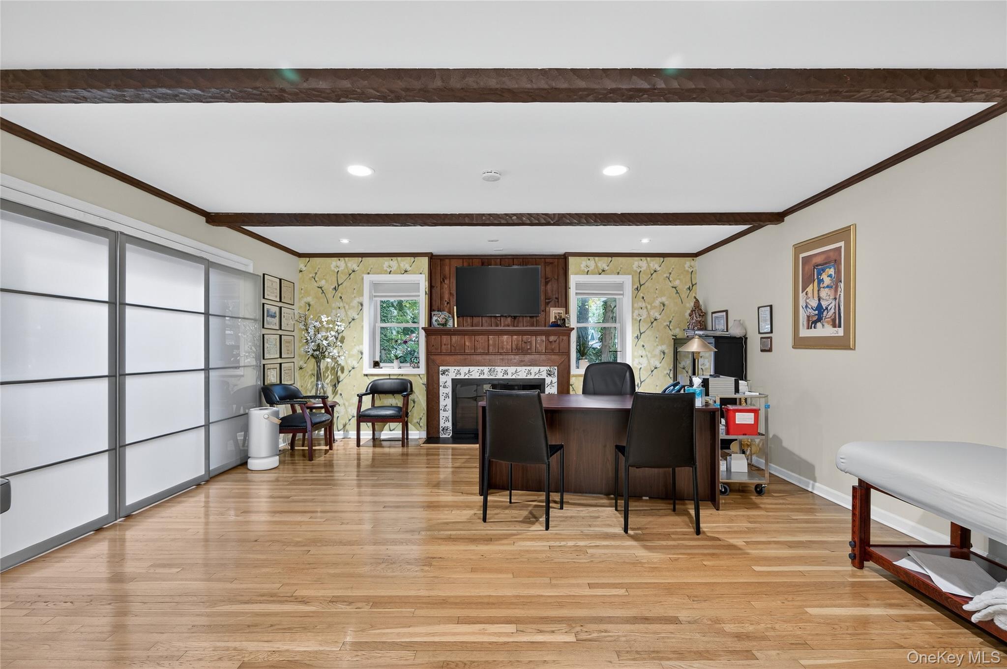  634 Park Avenue, Huntington, NY, 11743 - 物件實景