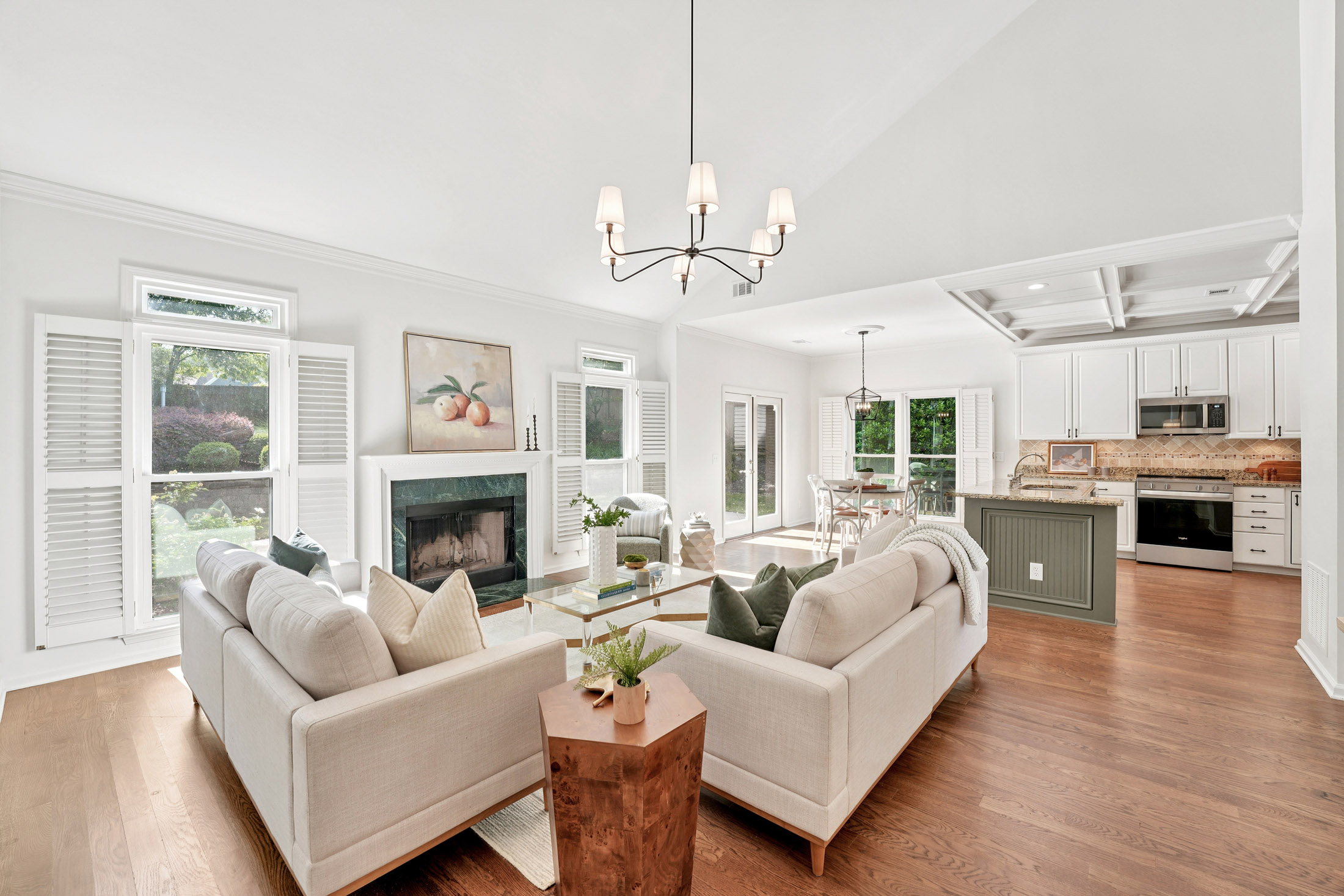  Beautifully Renovated Home in Olde Vinings Mill Neighborhood - 物件實景