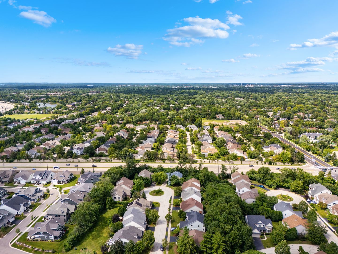 Glenview, Illinois, 60026, United States, 4 Bedrooms Bedrooms, ,4 BathroomsBathrooms,Residential,For Sale,1991544