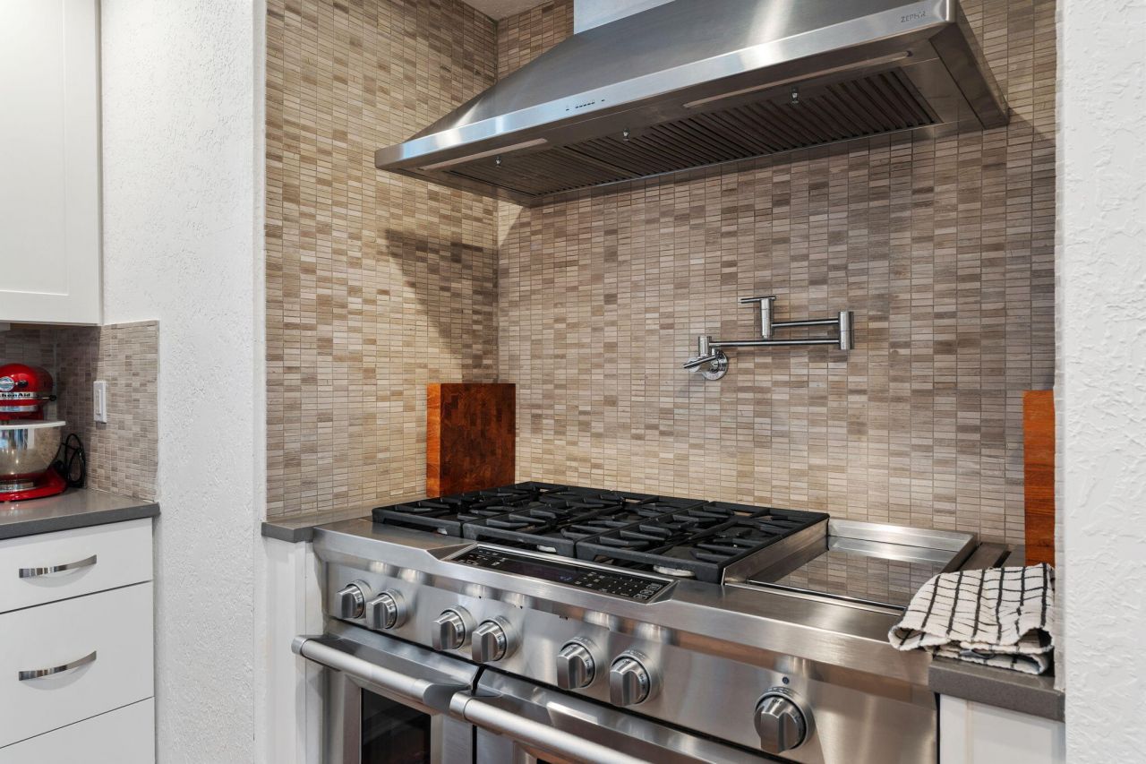 Albuquerque, New Mexico, 87111, United States, 4 Bedrooms Bedrooms, ,3 BathroomsBathrooms,Residential,For Sale,1906383