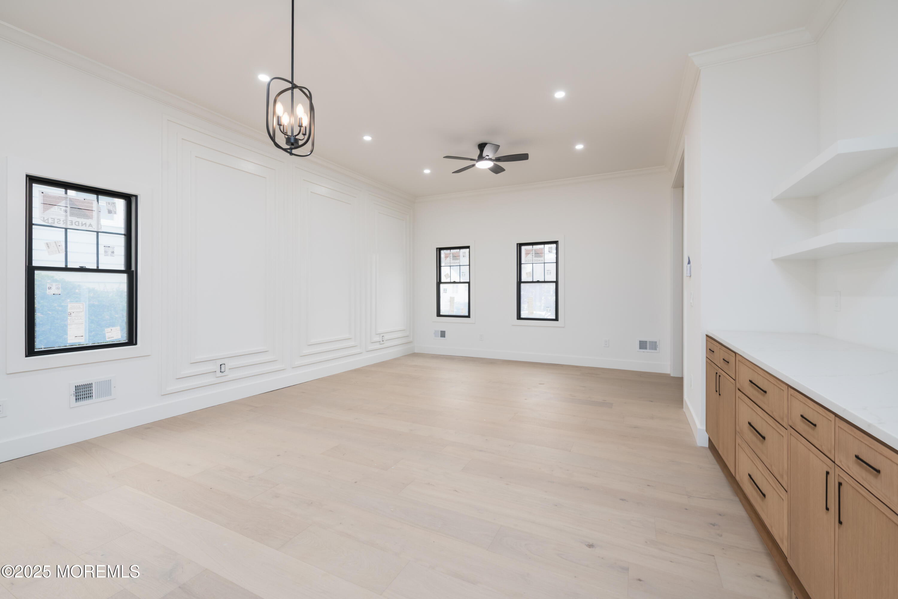 Edison, New Jersey, 08817, United States, 5 Bedrooms Bedrooms, ,4 BathroomsBathrooms,Residential,For Sale,2001489