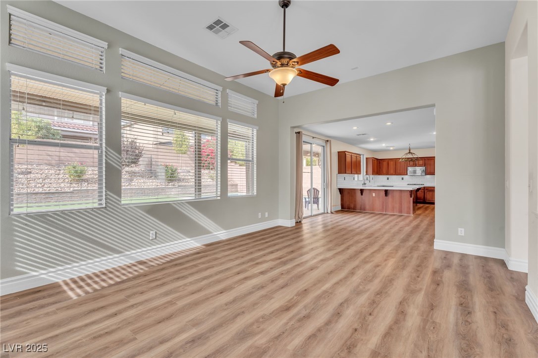 North Las Vegas, Nevada, 89031, United States, 4 Bedrooms Bedrooms, ,3 BathroomsBathrooms,Residential,For Sale,1990907