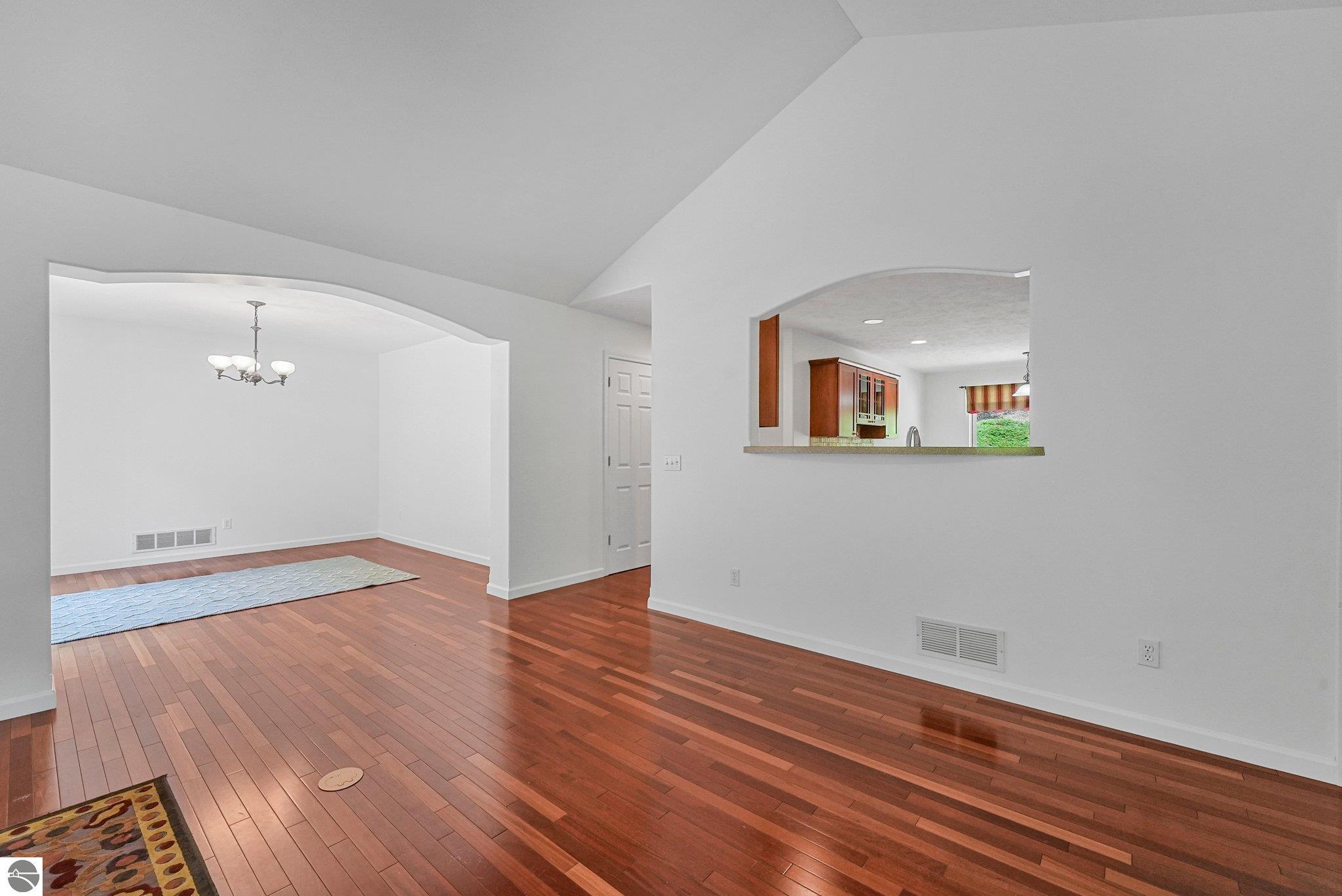 Traverse City, Michigan, 49684, United States, 5 Bedrooms Bedrooms, ,4 BathroomsBathrooms,Residential,For Sale,1835244