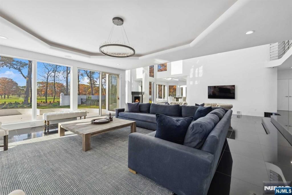 Alpine, New Jersey, 07620, United States, 6 Bedrooms Bedrooms, ,9 BathroomsBathrooms,Residential,For Sale,2000775