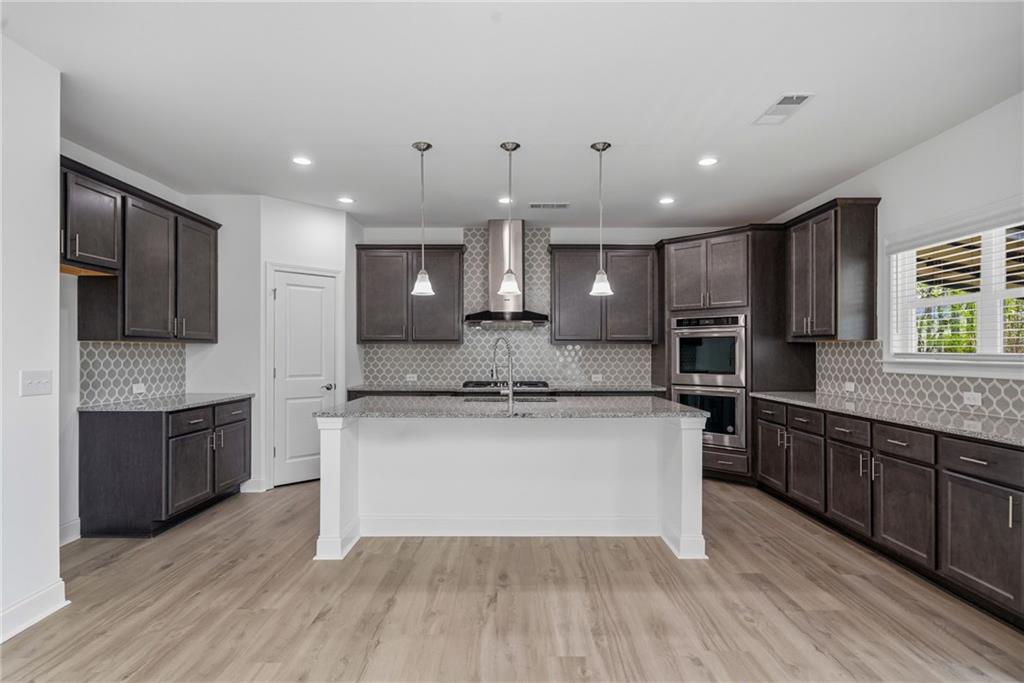 Cumming, Georgia, 30028, United States, 6 Bedrooms Bedrooms, ,6 BathroomsBathrooms,Residential,For Sale,2034484
