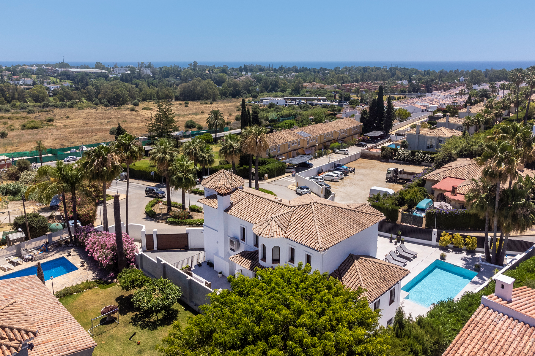  Fully renovated Andalusian style villa with panoramic sea and La Concha views - 物件實景