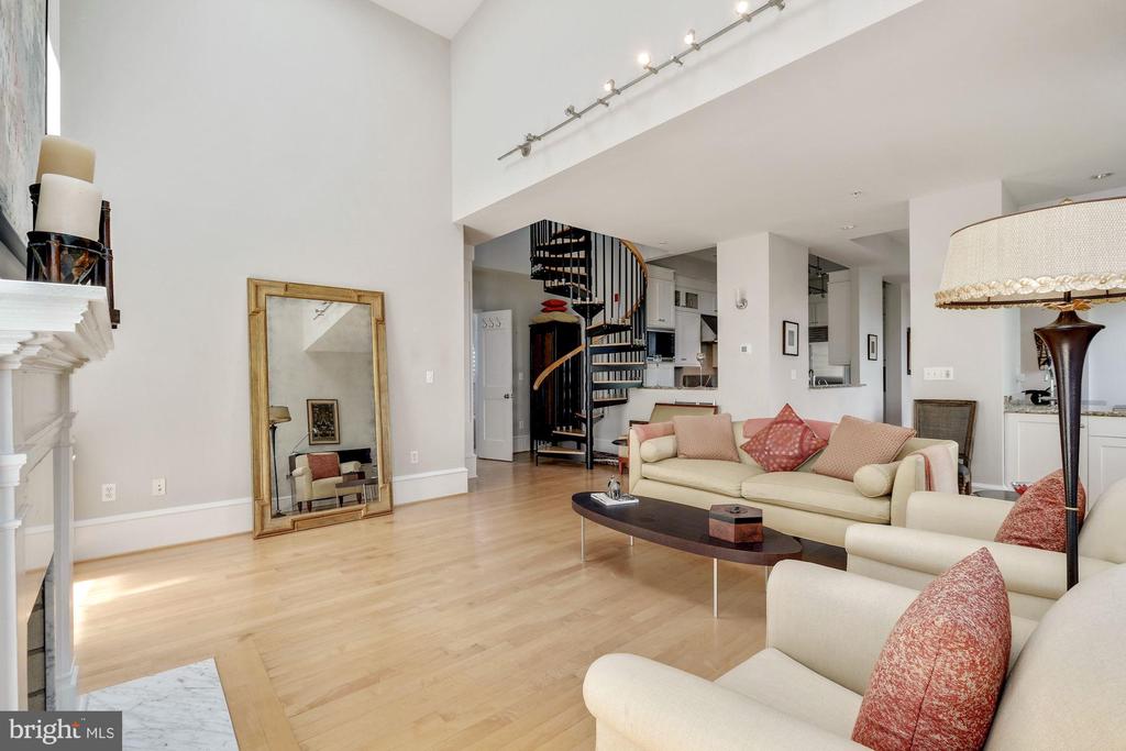 Washington, District of Columbia, 20009, United States, 3 Bedrooms Bedrooms, ,3 BathroomsBathrooms,Residential,For Sale,1987396