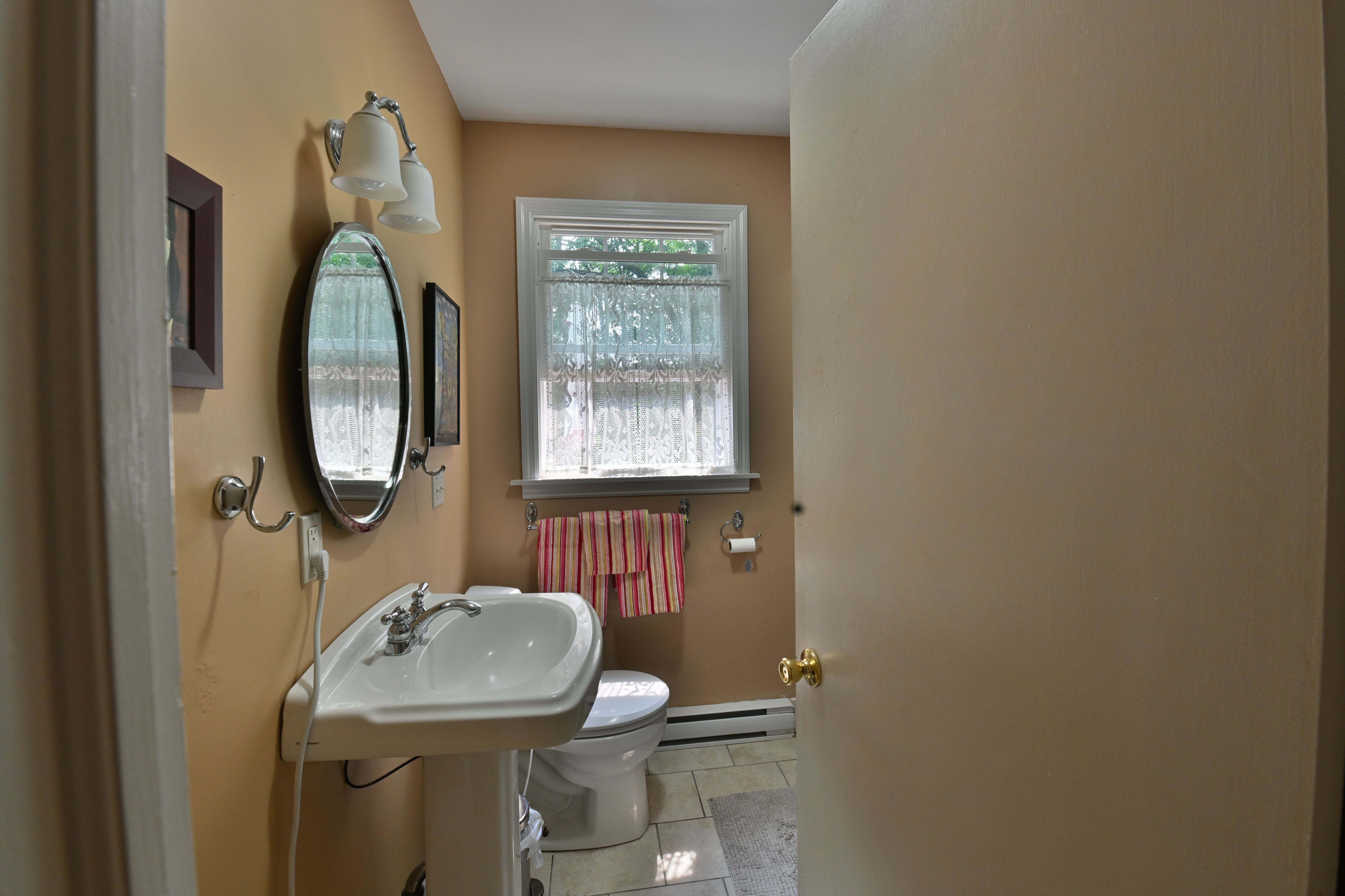  406 Park Avenue, Saranac Lake, NY 12983 - 物件實景
