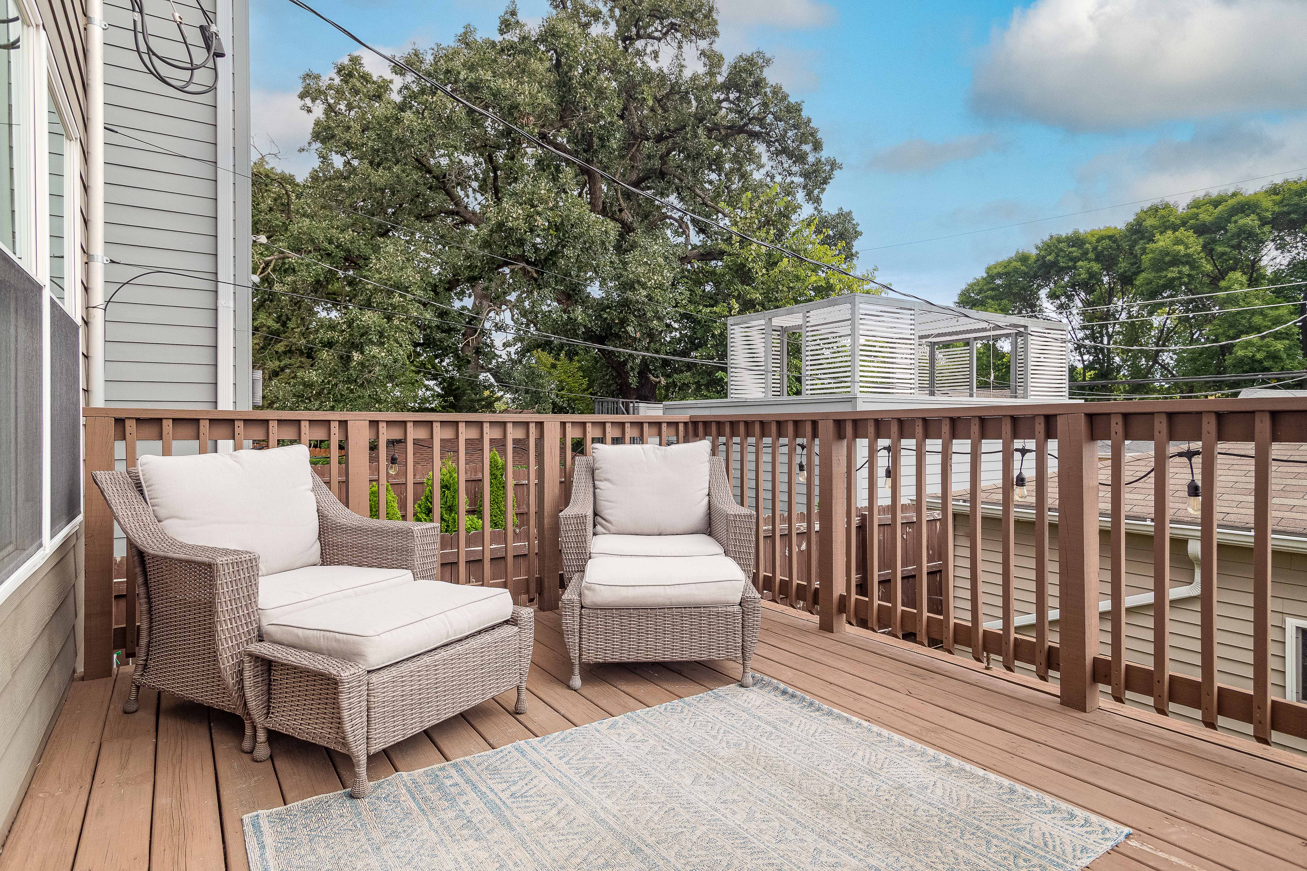  Spacious 2014-Built Single Family Home on an Extra-Wide 30