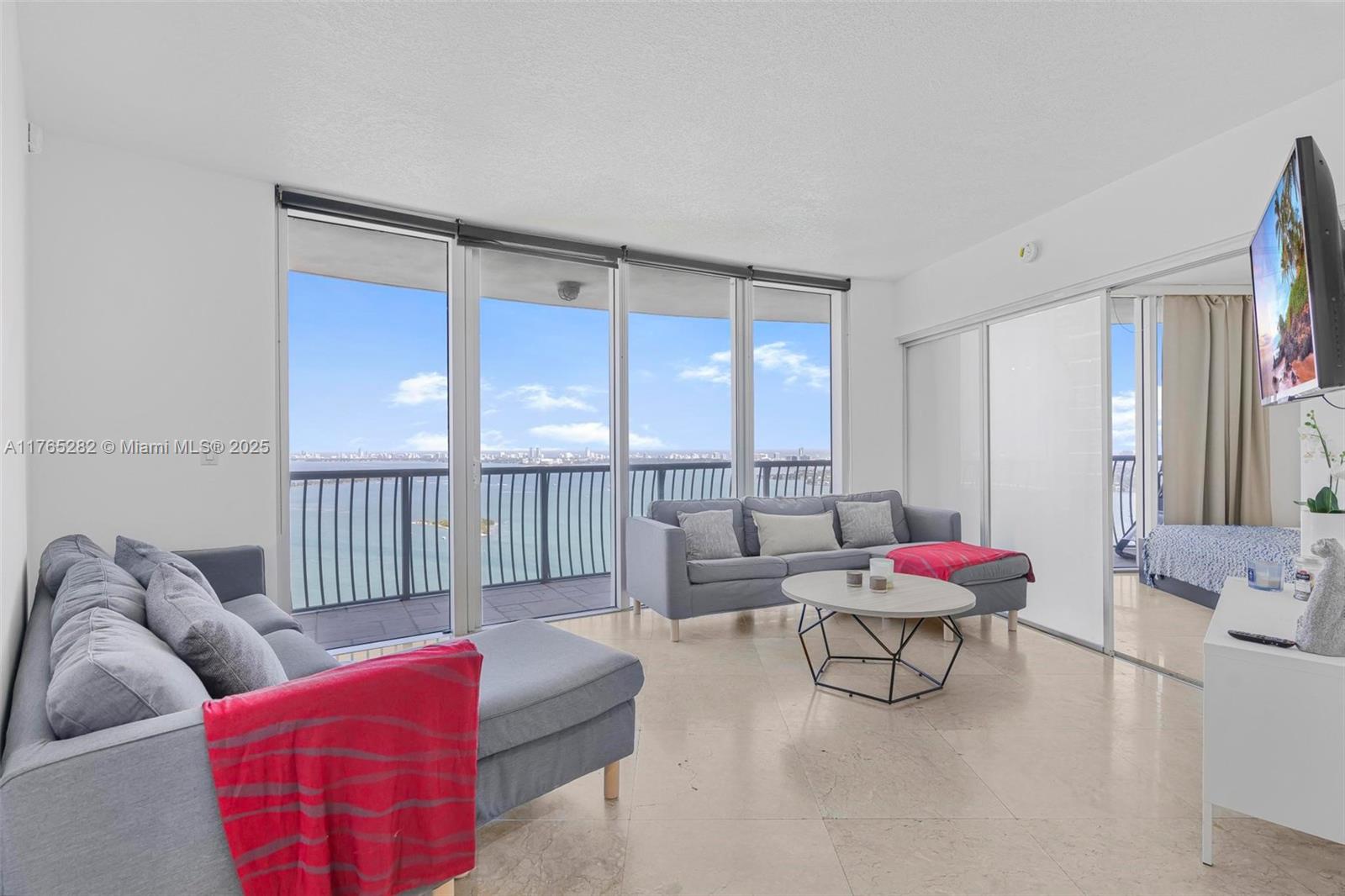 Miami, Florida, 33132, United States, 2 Bedrooms Bedrooms, ,2 BathroomsBathrooms,Residential,For Sale,1739063
