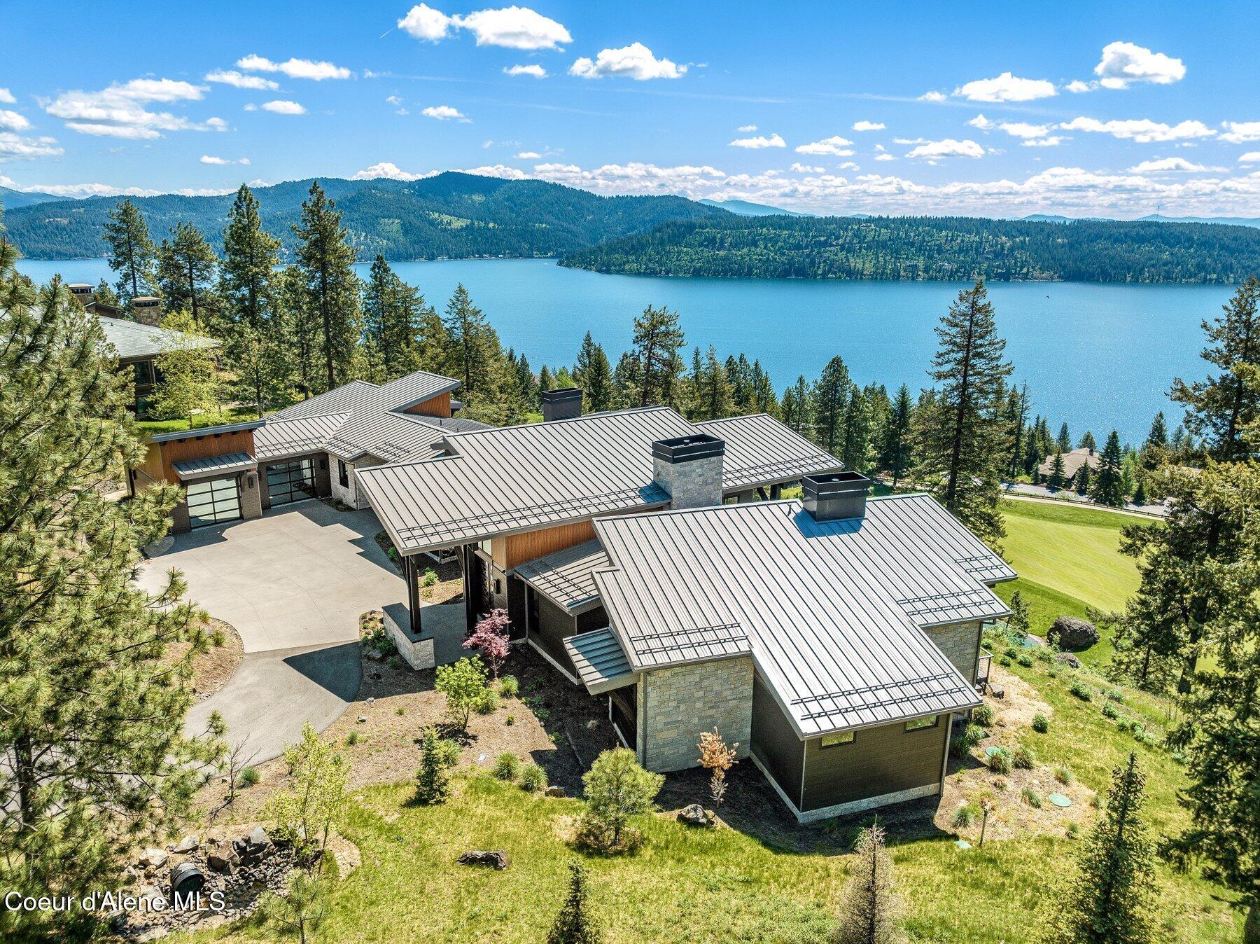 Coeur D'alene, Idaho, 83814, United States, 3 Bedrooms Bedrooms, ,2 BathroomsBathrooms,Residential,For Sale,1926176