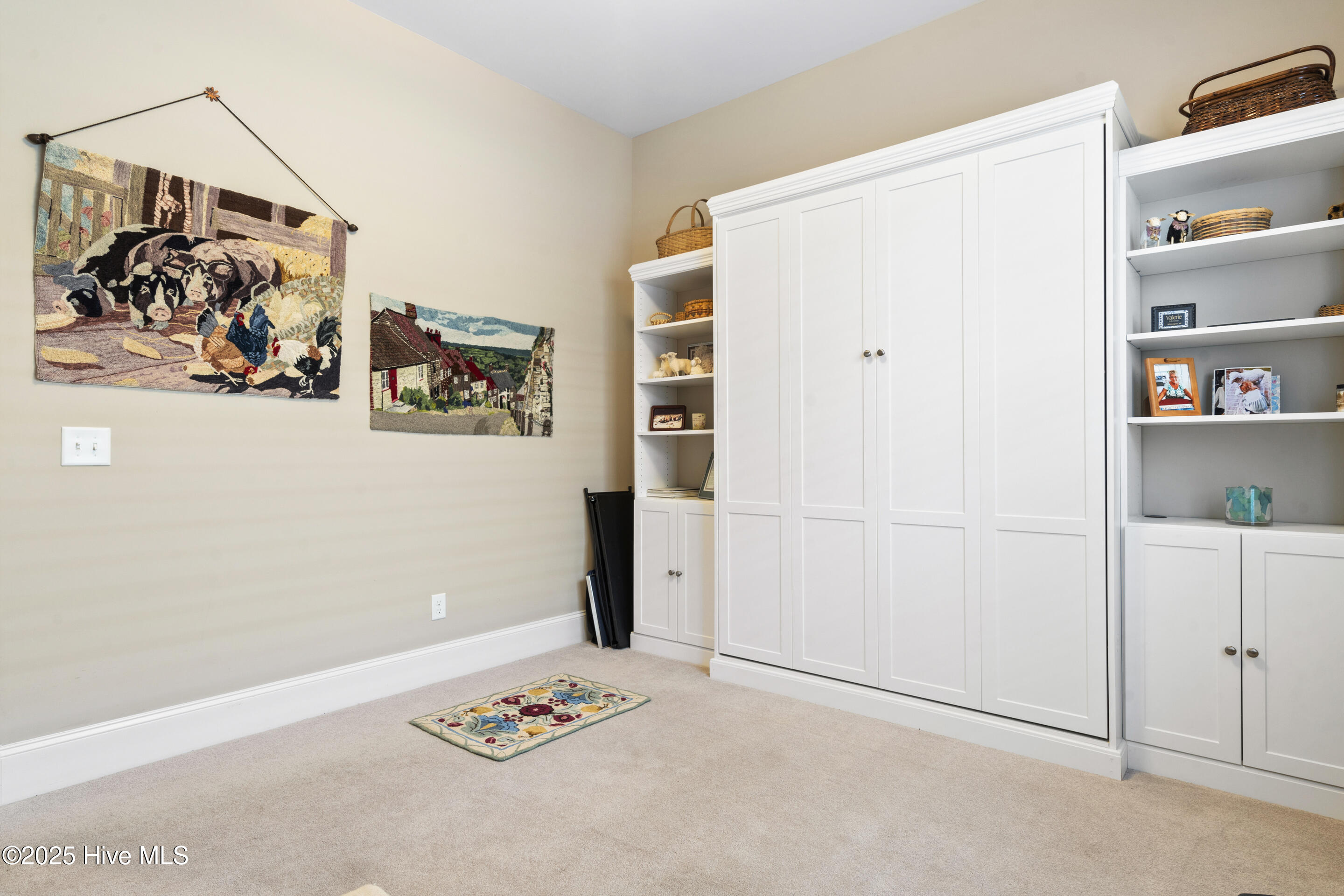 Wilmington, North Carolina, 28403, United States, 4 Bedrooms Bedrooms, ,3 BathroomsBathrooms,Residential,For Sale,1849696