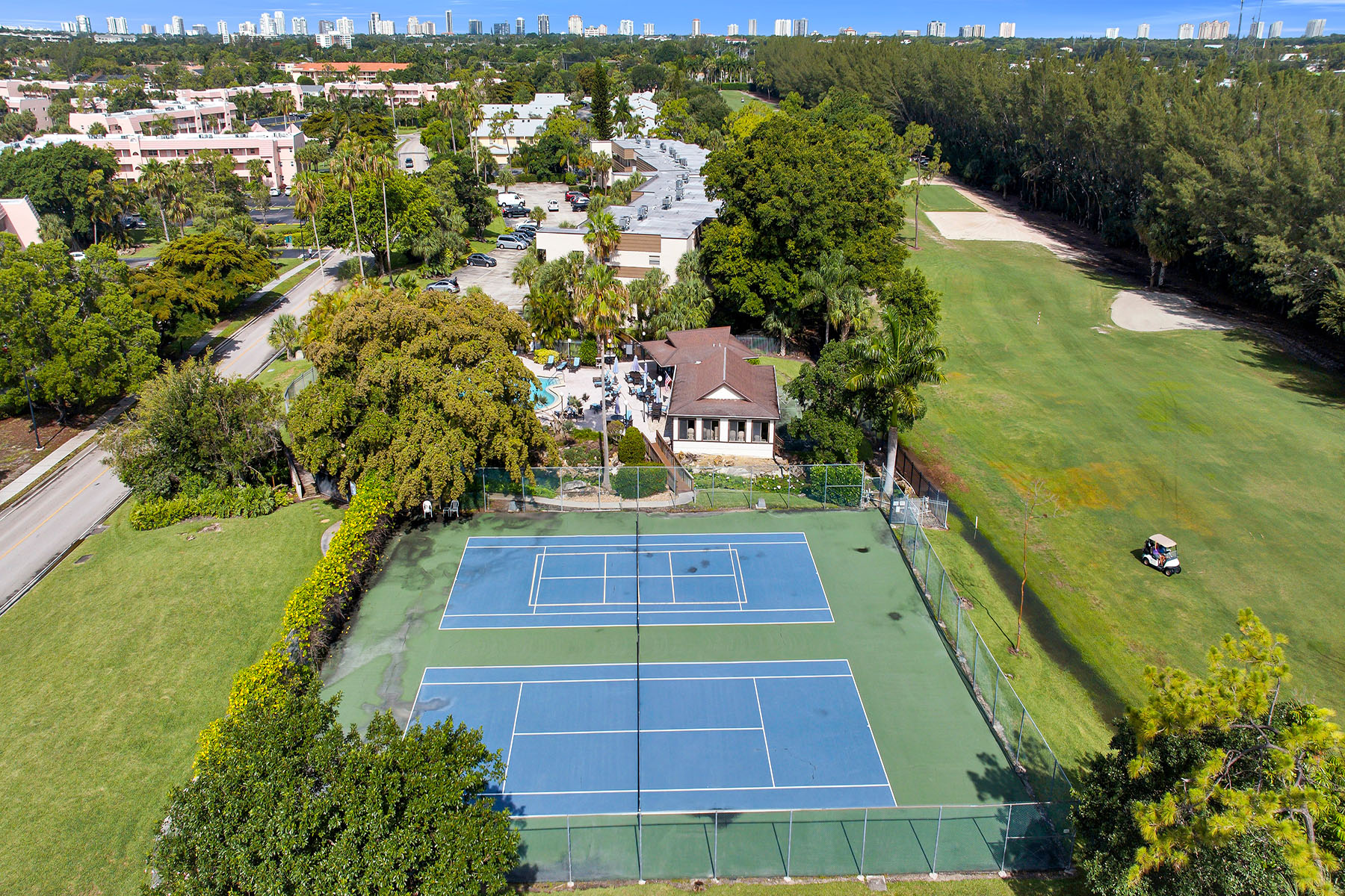 FOREST LAKES GOLF AND TENNIS CLUB - 物件實景