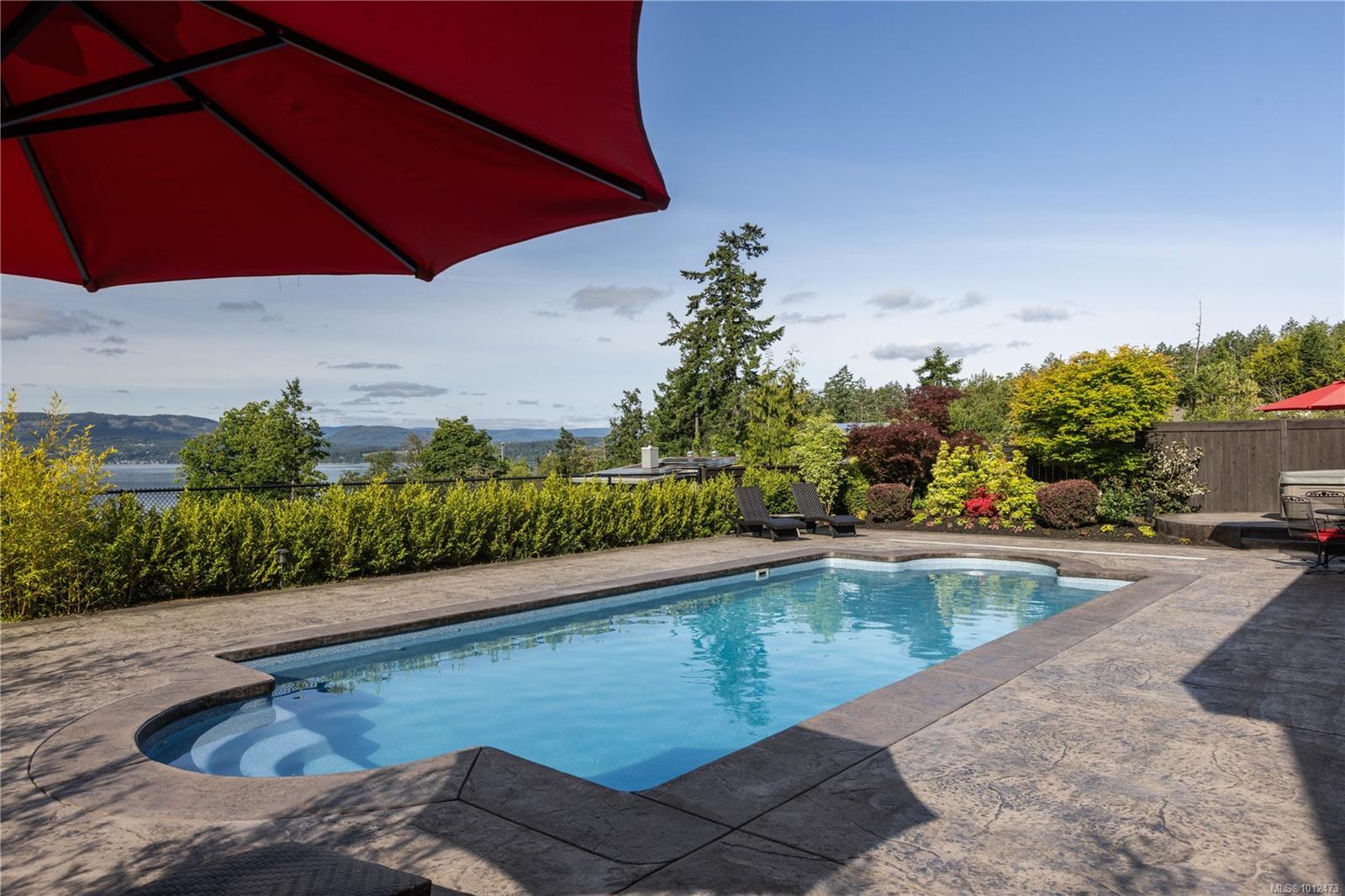 NORTH SAANICH, British Columbia, V8L 5M1, CA, 3 Bedrooms Bedrooms, ,Residential,For Sale,1948339