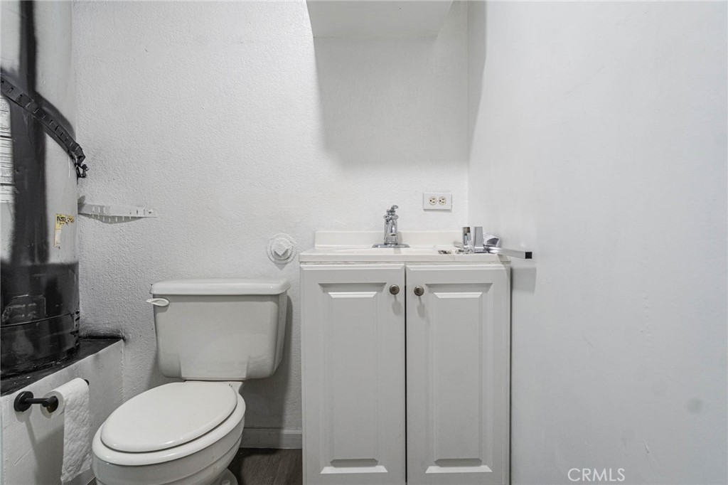 Apple Valley, California, 92308, United States, 4 Bedrooms Bedrooms, ,3 BathroomsBathrooms,Residential,For Sale,2038971