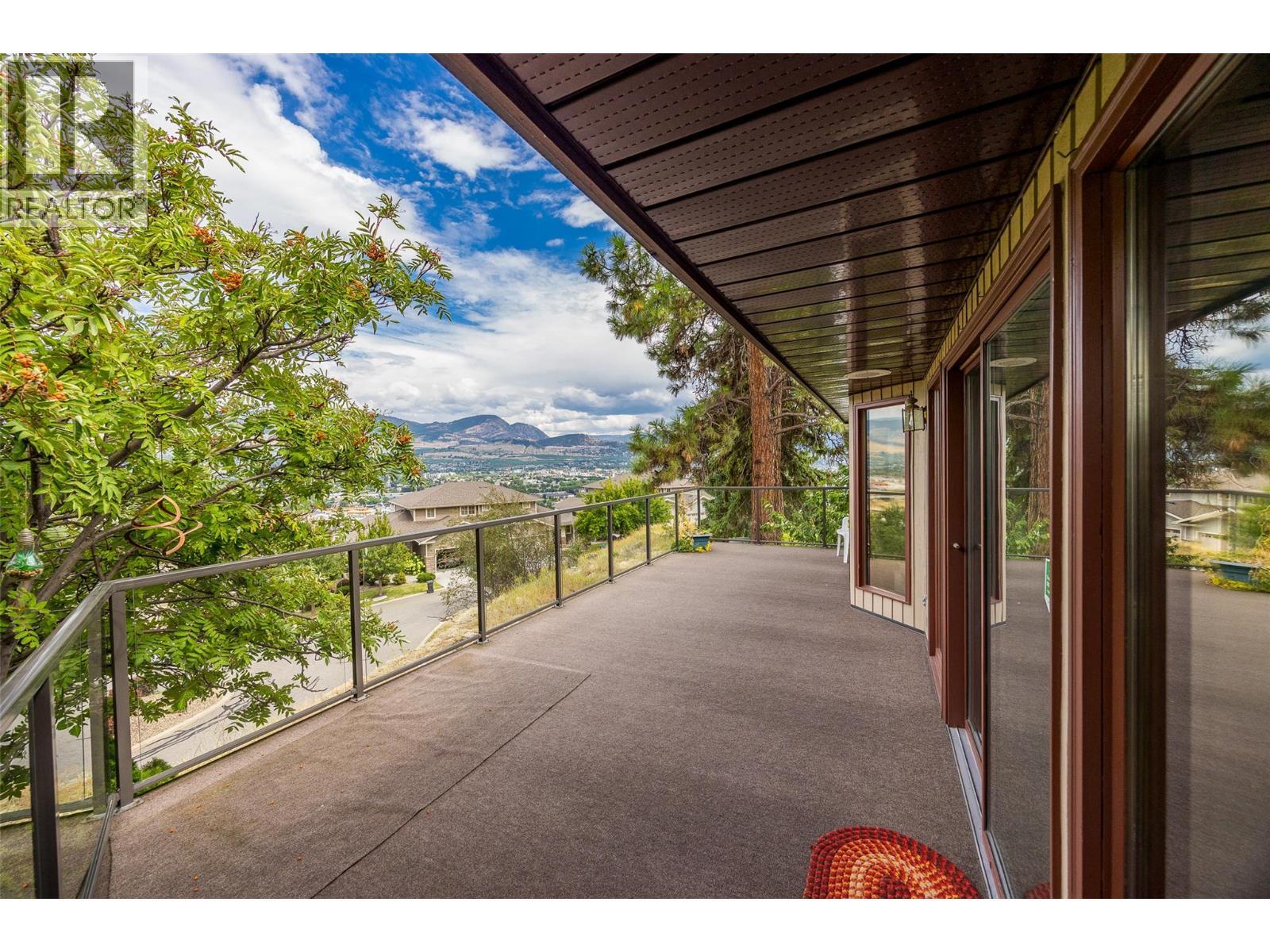 KELOWNA, British Columbia, V1V 1J5, CA, 2 Bedrooms Bedrooms, ,2 BathroomsBathrooms,Residential,For Sale,1948319