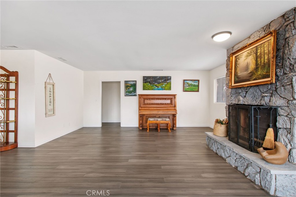 Canyon Lake, California, 92587, United States, 3 Bedrooms Bedrooms, ,2 BathroomsBathrooms,Residential,For Sale,1980703