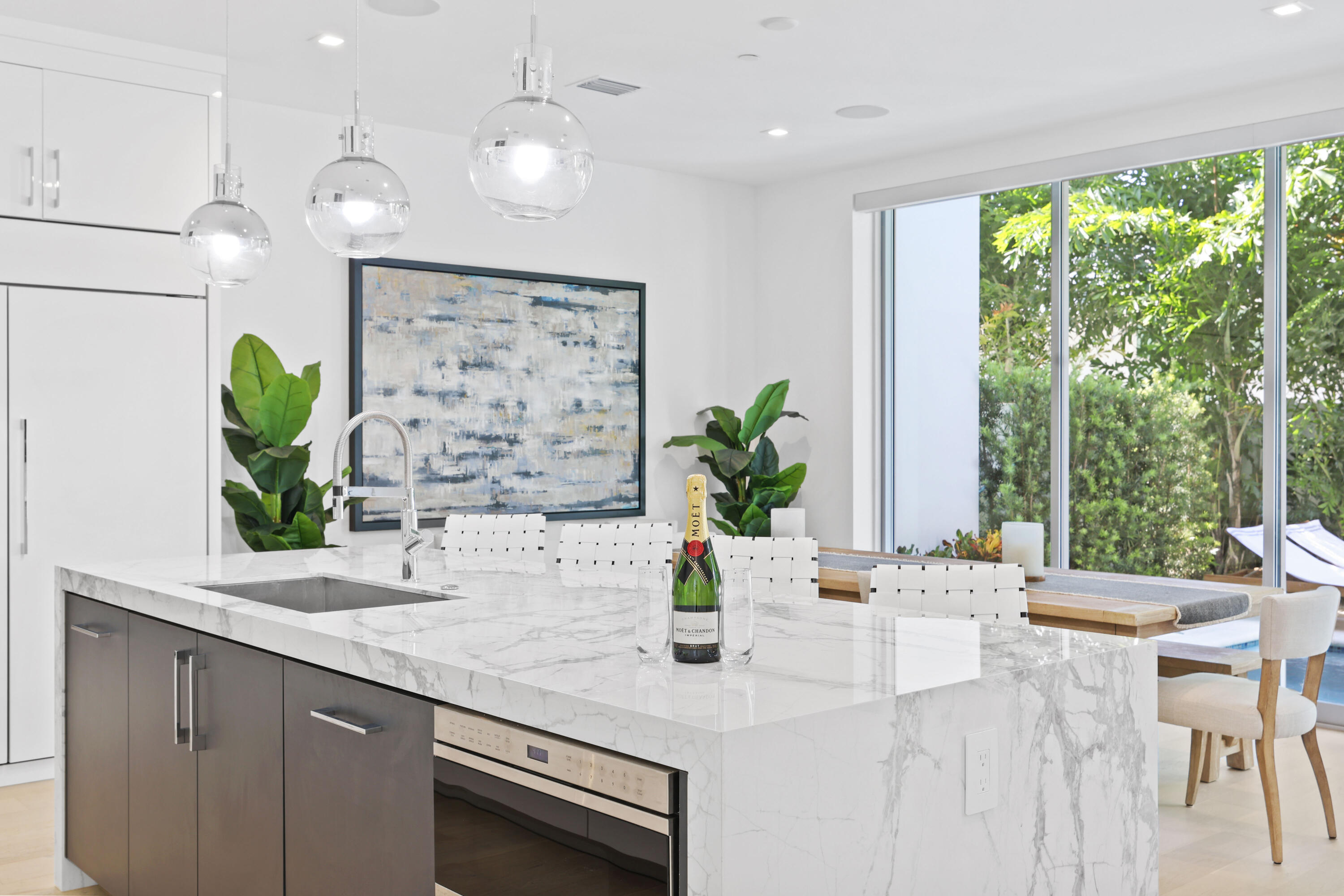 Delray Beach, Florida, 33483, United States, 3 Bedrooms Bedrooms, ,4 BathroomsBathrooms,Residential,For Sale,1940237