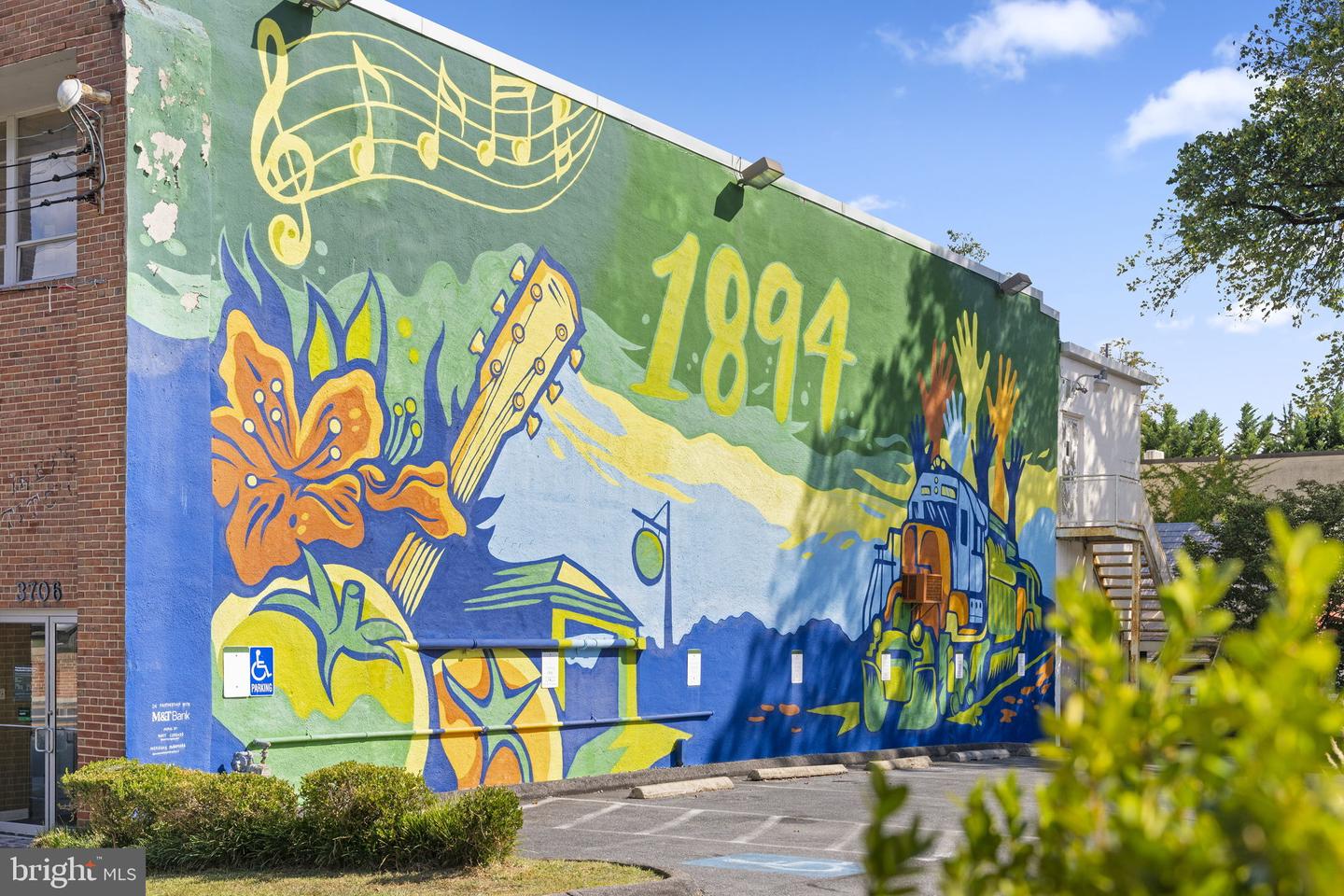 Kensington, Maryland, 20895, United States, 3 Bedrooms Bedrooms, ,2 BathroomsBathrooms,Residential,For Sale,1999038