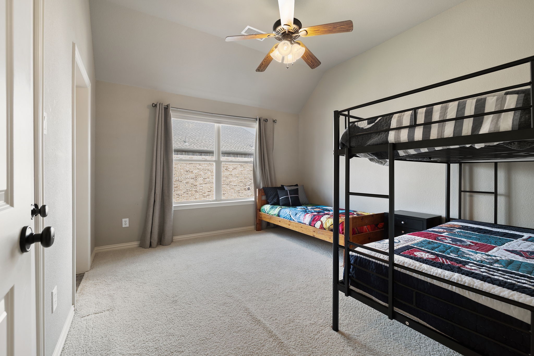 Frisco, Texas, 75033, United States, 4 Bedrooms Bedrooms, ,4 BathroomsBathrooms,Residential,For Sale,1949811