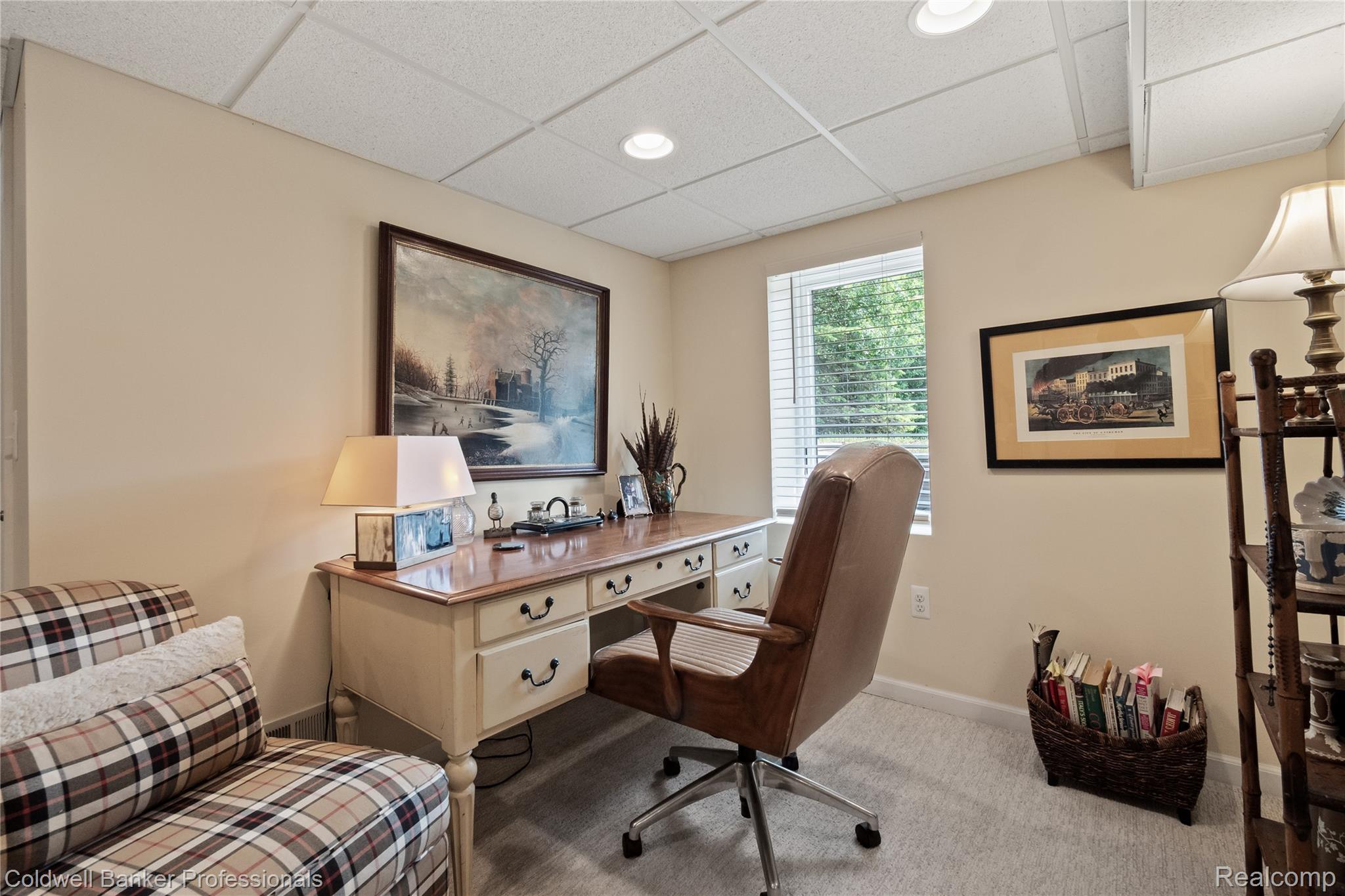 BloomfieldHills, Michigan, 48304, United States, 2 Bedrooms Bedrooms, ,4 BathroomsBathrooms,Residential,For Sale,1896256