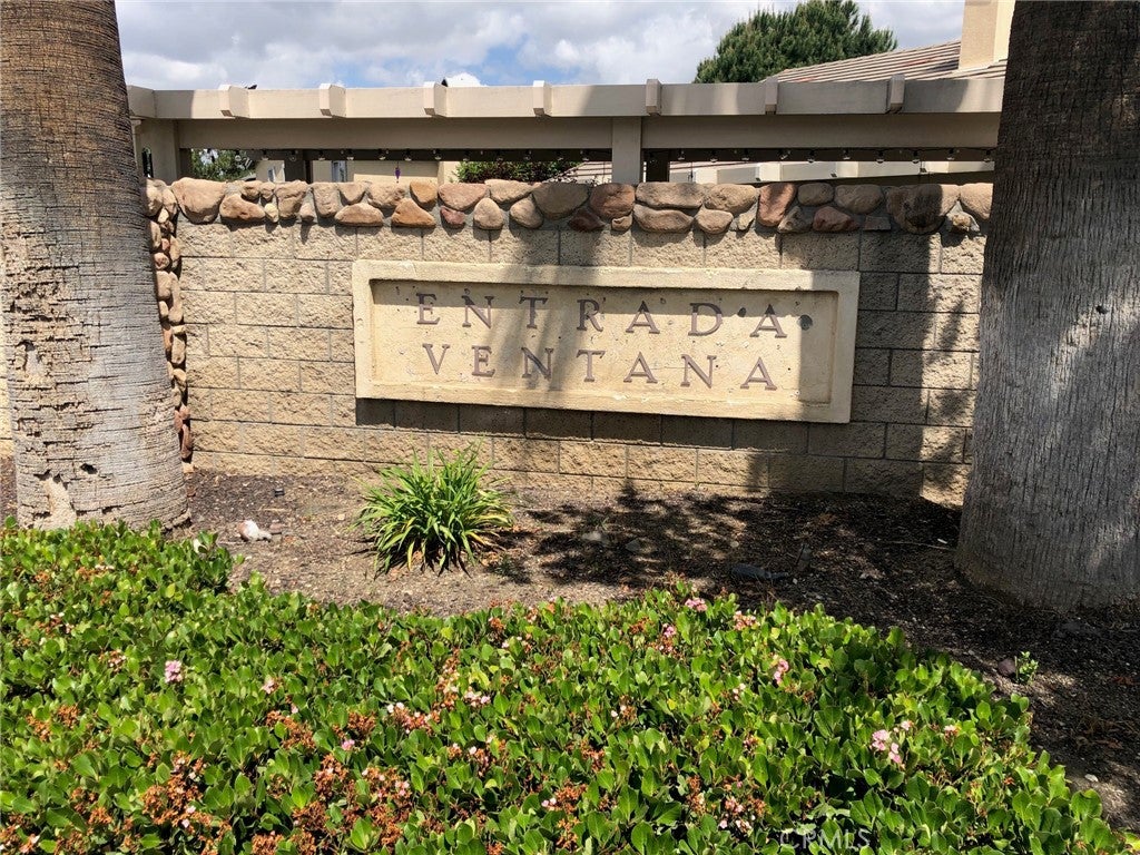 Highland, California, 92346, United States, 5 Bedrooms Bedrooms, ,4 BathroomsBathrooms,Residential,For Sale,1977847