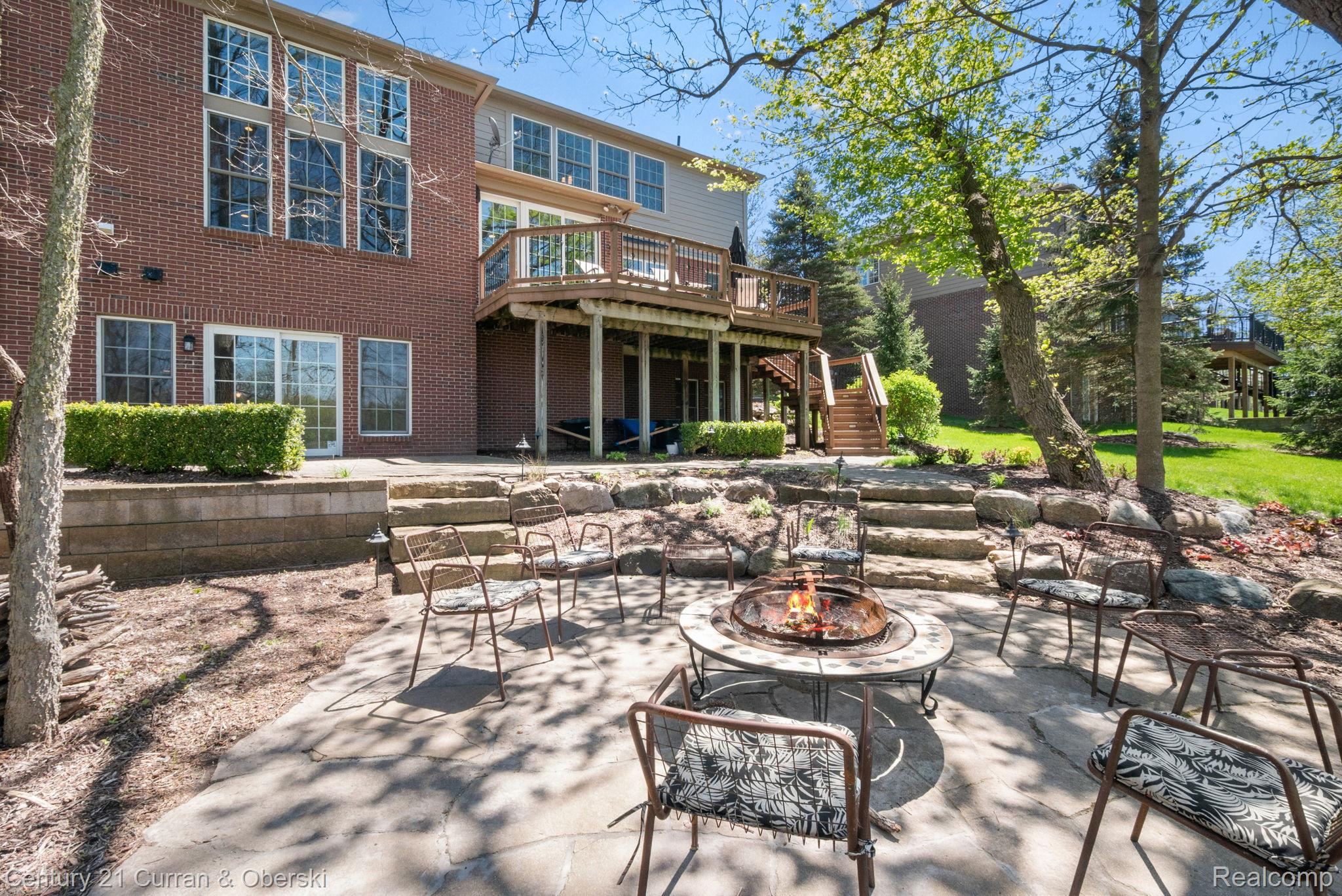 Northville, Michigan, 48168, United States, 5 Bedrooms Bedrooms, ,6 BathroomsBathrooms,Residential,For Sale,2048857