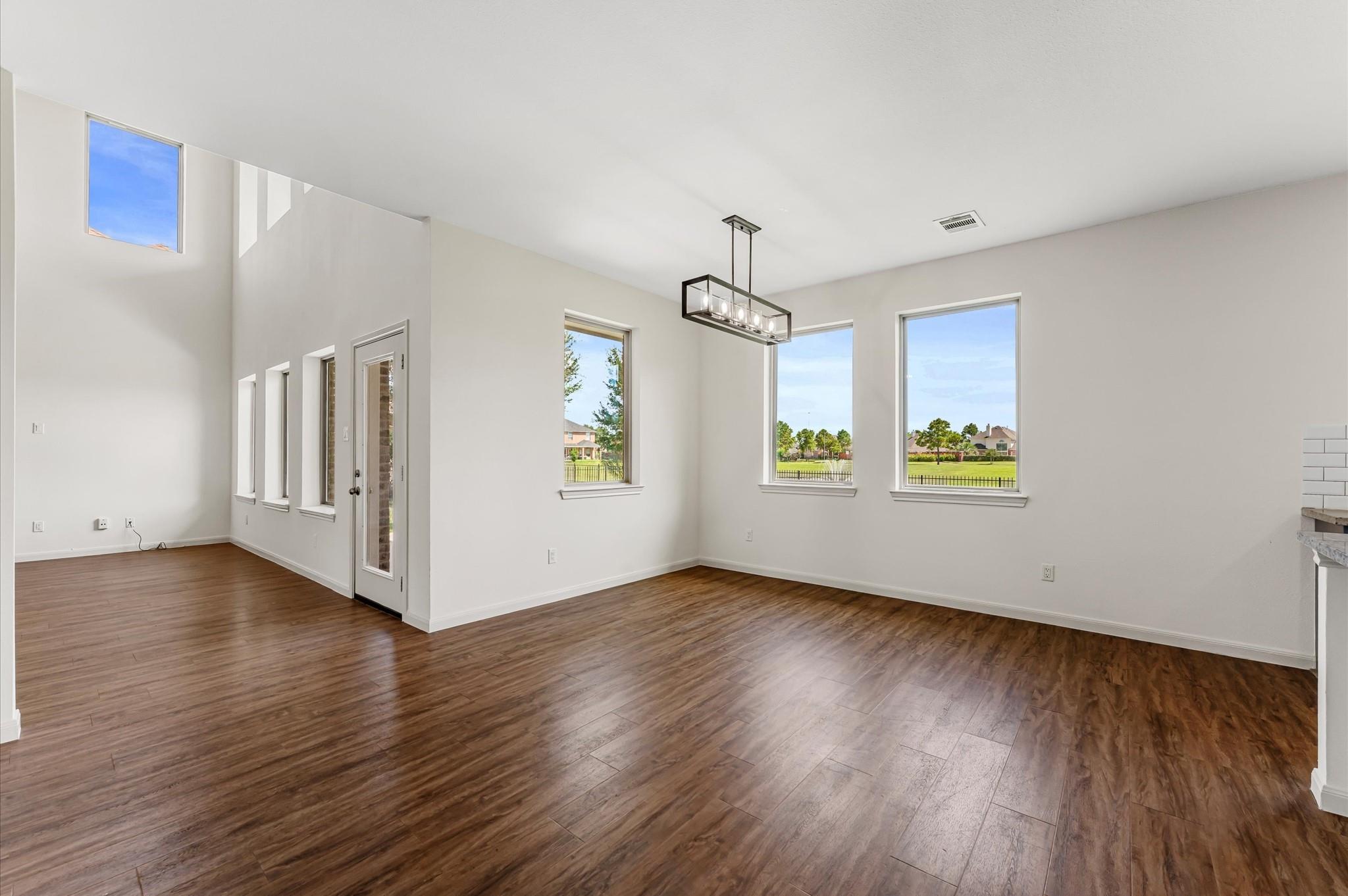 Richmond, Texas, 77407, United States, 5 Bedrooms Bedrooms, ,5 BathroomsBathrooms,Residential,For Sale,1937061
