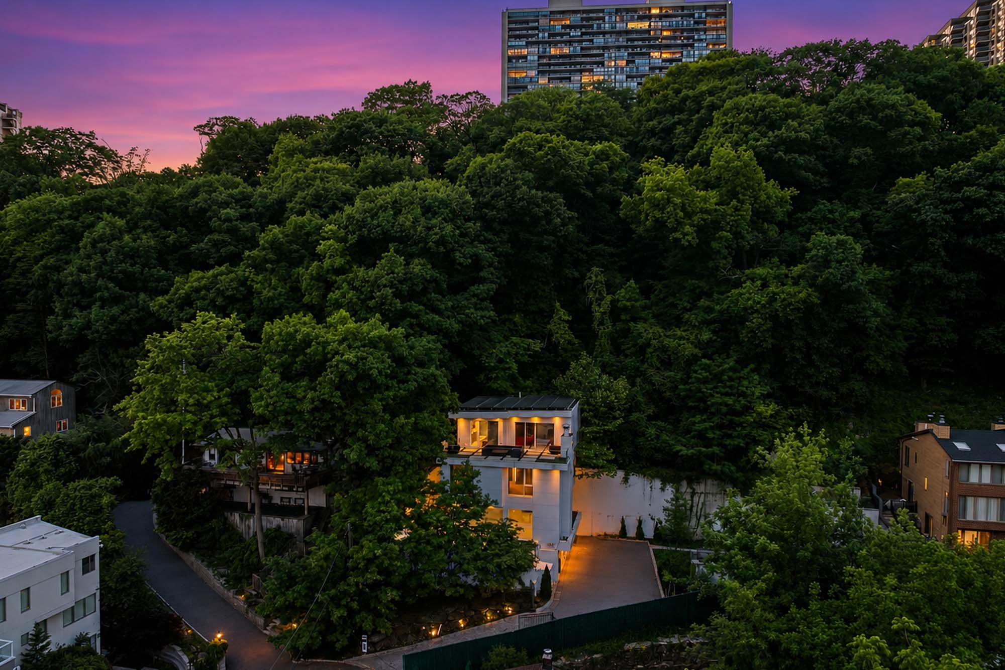  31A Casta Lane, Edgewater, NJ, 07020 - 物件實景