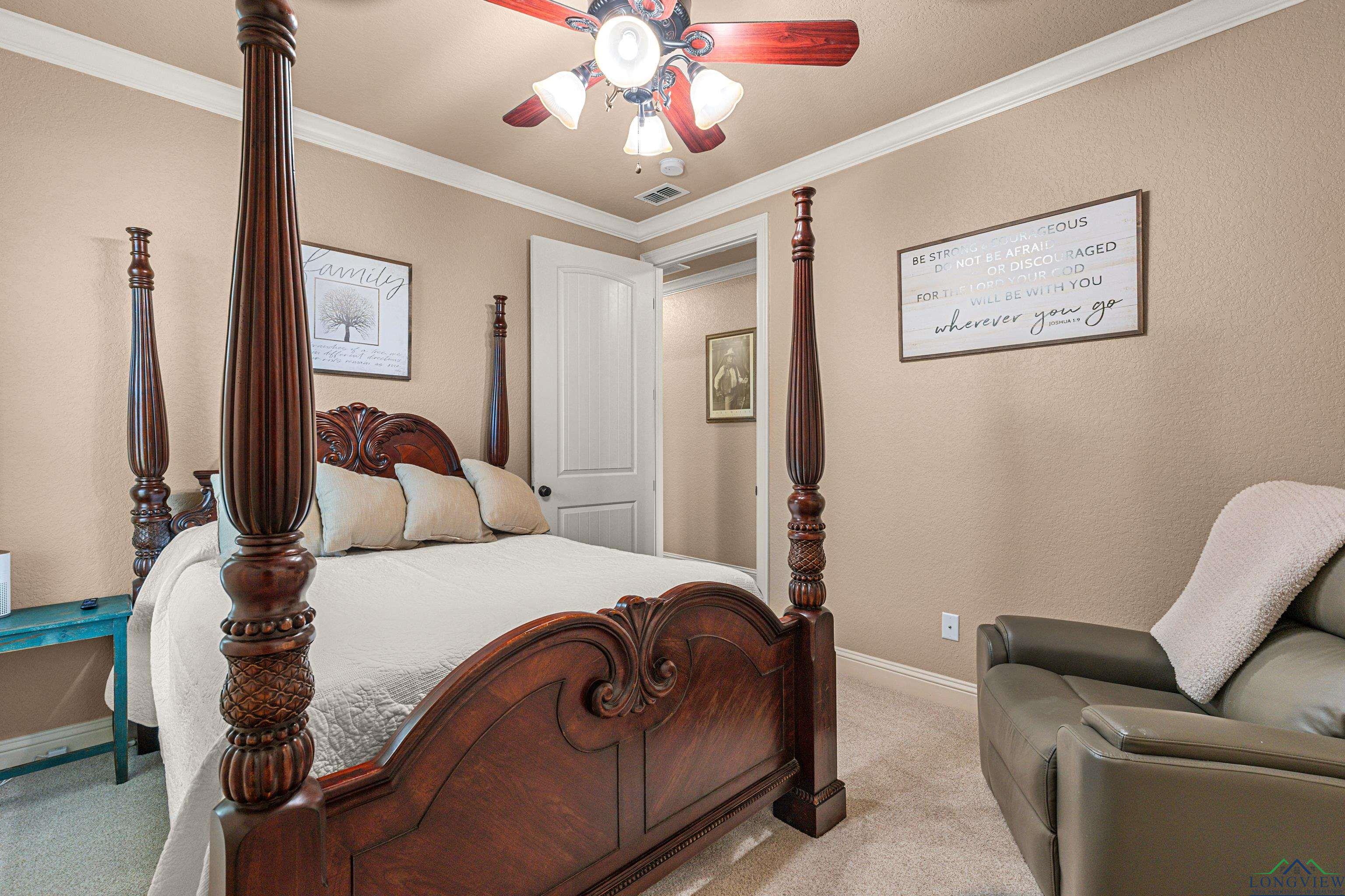 Longview, Texas, 75605, United States, 5 Bedrooms Bedrooms, ,3 BathroomsBathrooms,Residential,For Sale,1827224