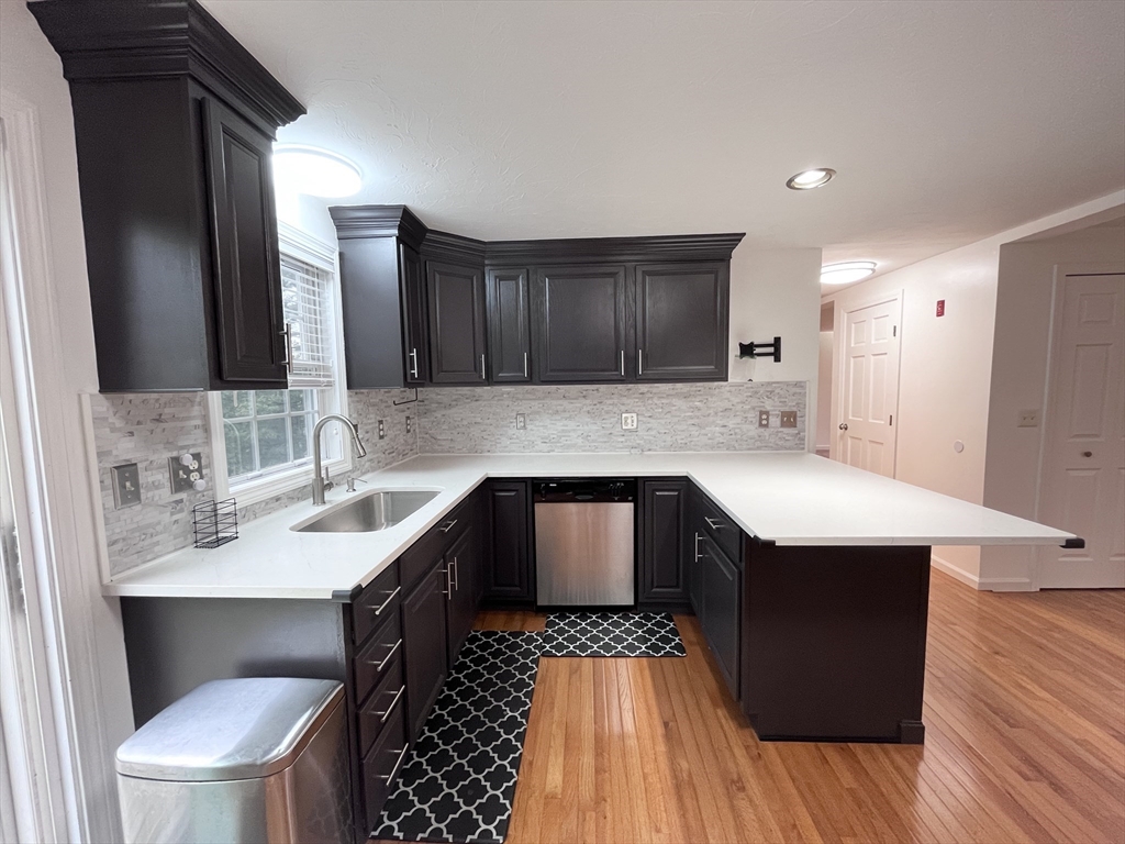 Fitchburg, Massachusetts, 01420, United States, 3 Bedrooms Bedrooms, ,3 BathroomsBathrooms,Residential,For Sale,1980272