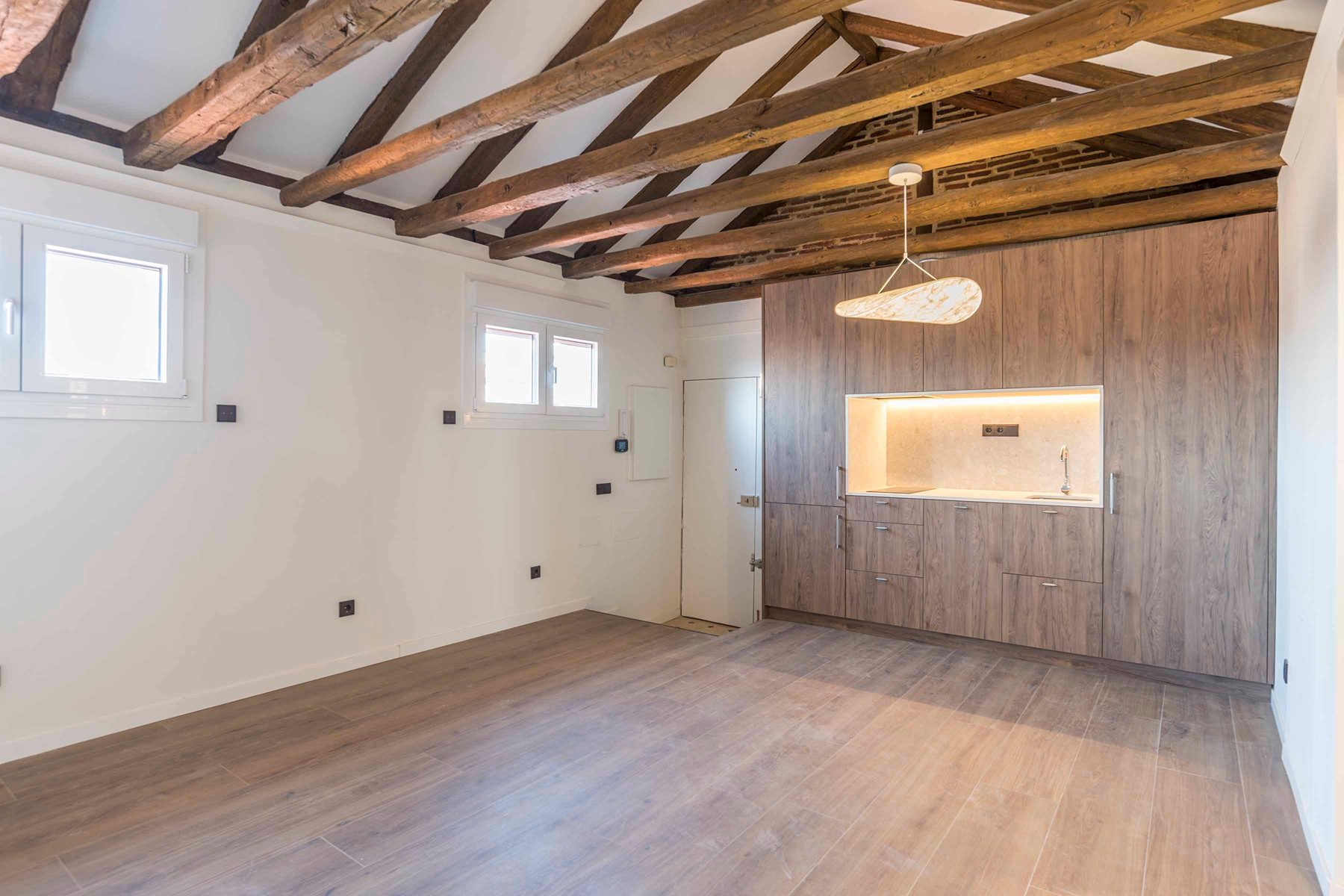  Charming renovated flat on Ruiz Street - 物件實景