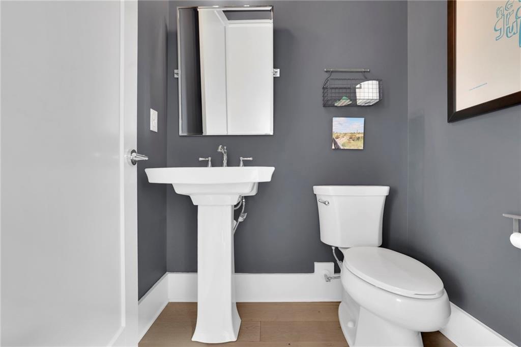 Atlanta, Georgia, 30316, United States, 2 Bedrooms Bedrooms, ,4 BathroomsBathrooms,Residential,For Sale,2007834