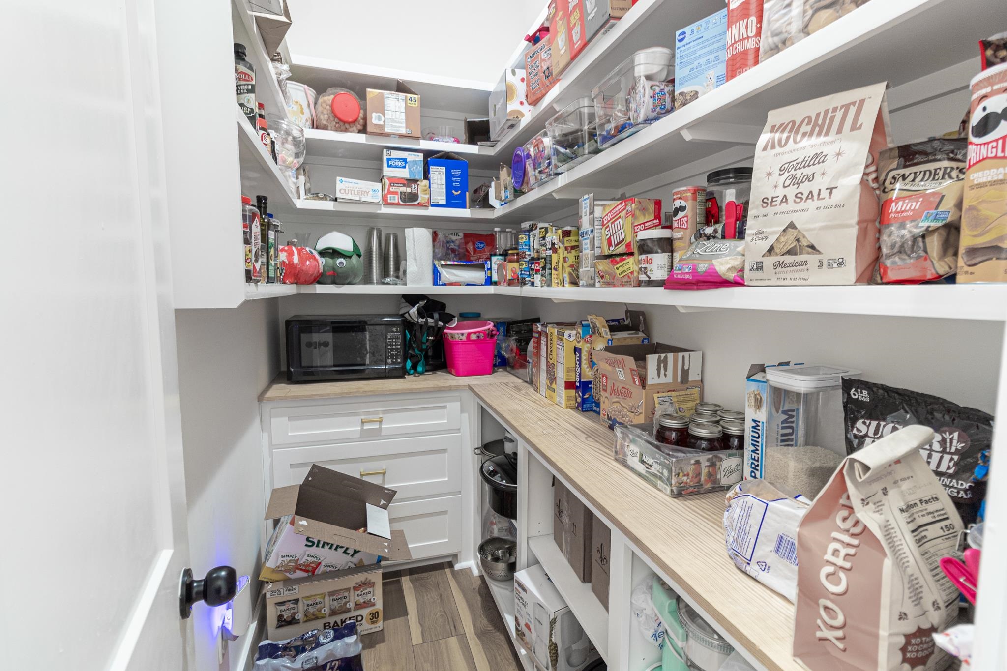 Lake Charles, Louisiana, 70605, United States, 4 Bedrooms Bedrooms, ,3 BathroomsBathrooms,Residential,For Sale,2000075