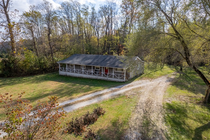 Greencastle, Indiana, 46135, United States, 3 Bedrooms Bedrooms, ,2 BathroomsBathrooms,Residential,For Sale,1988634