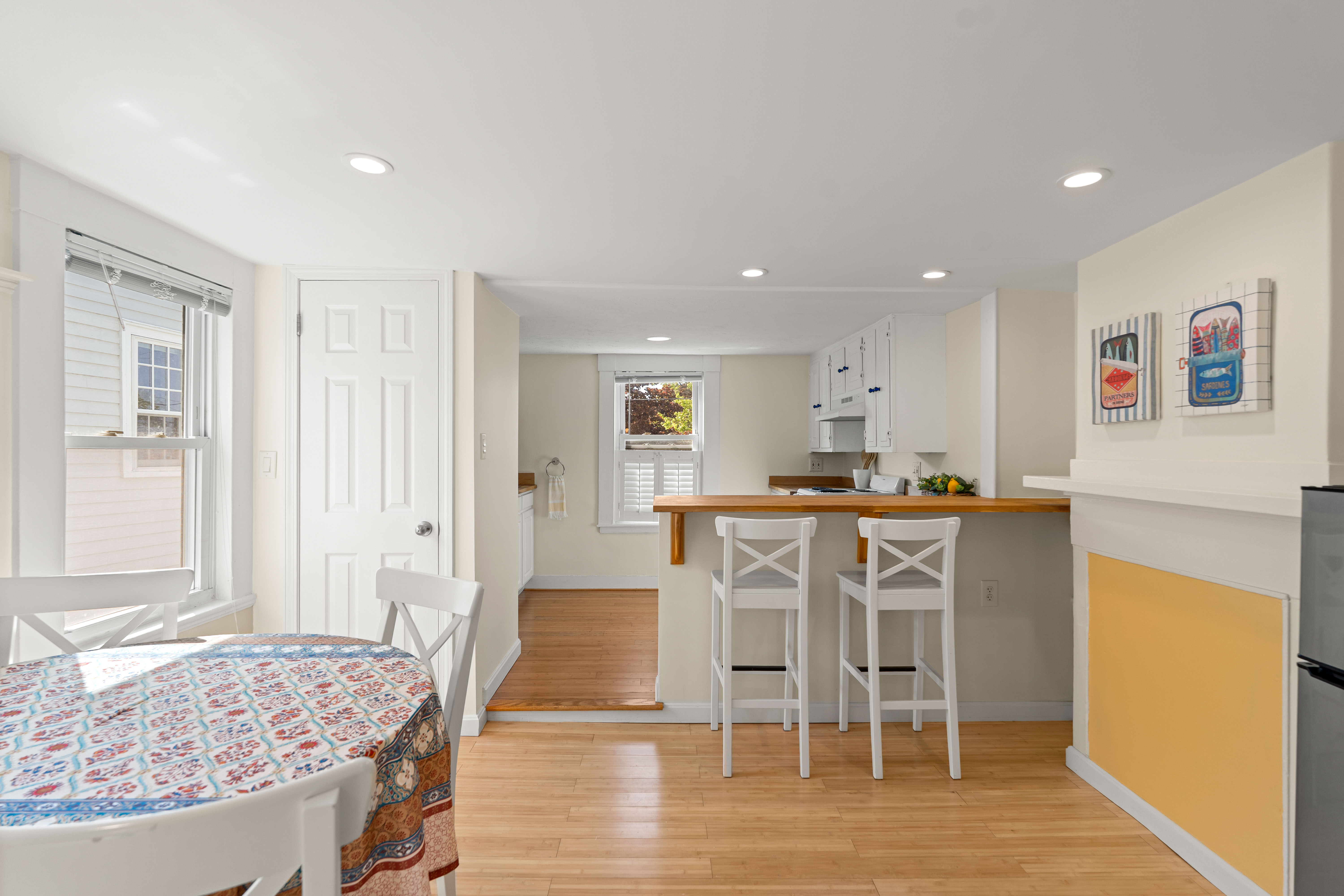  2 Mount Pleasant Street, Unit 4, Rockport, MA, 01966 - 物件實景