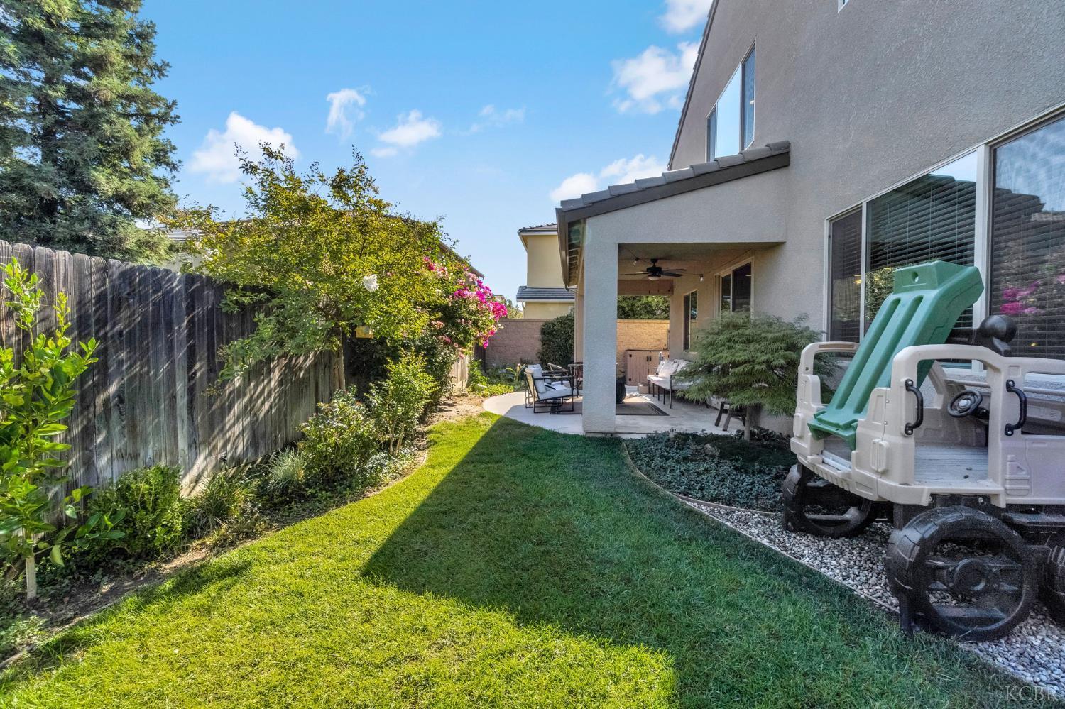 Clovis, California, 93619, United States, 3 Bedrooms Bedrooms, ,3 BathroomsBathrooms,Residential,For Sale,1935321