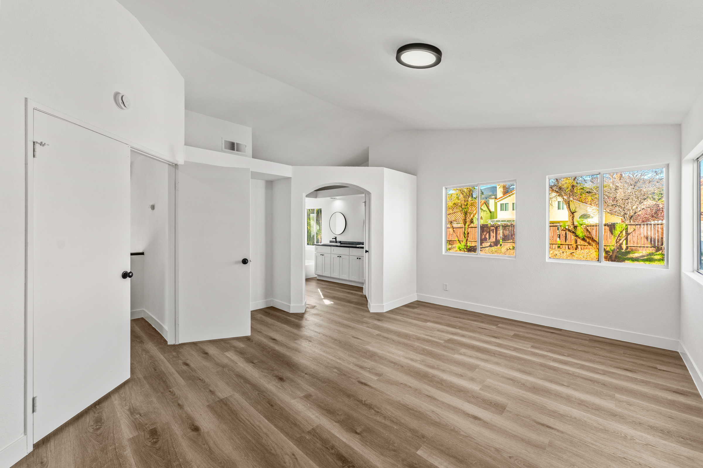 Lake Elsinore, California, 92530, United States, 4 Bedrooms Bedrooms, ,3 BathroomsBathrooms,Residential,For Sale,2005487